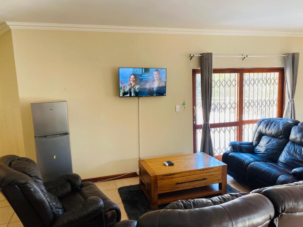 Budget Triple Room photo 2