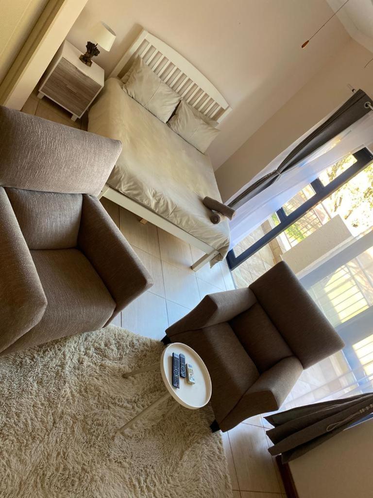 Budget Double Room photo 3