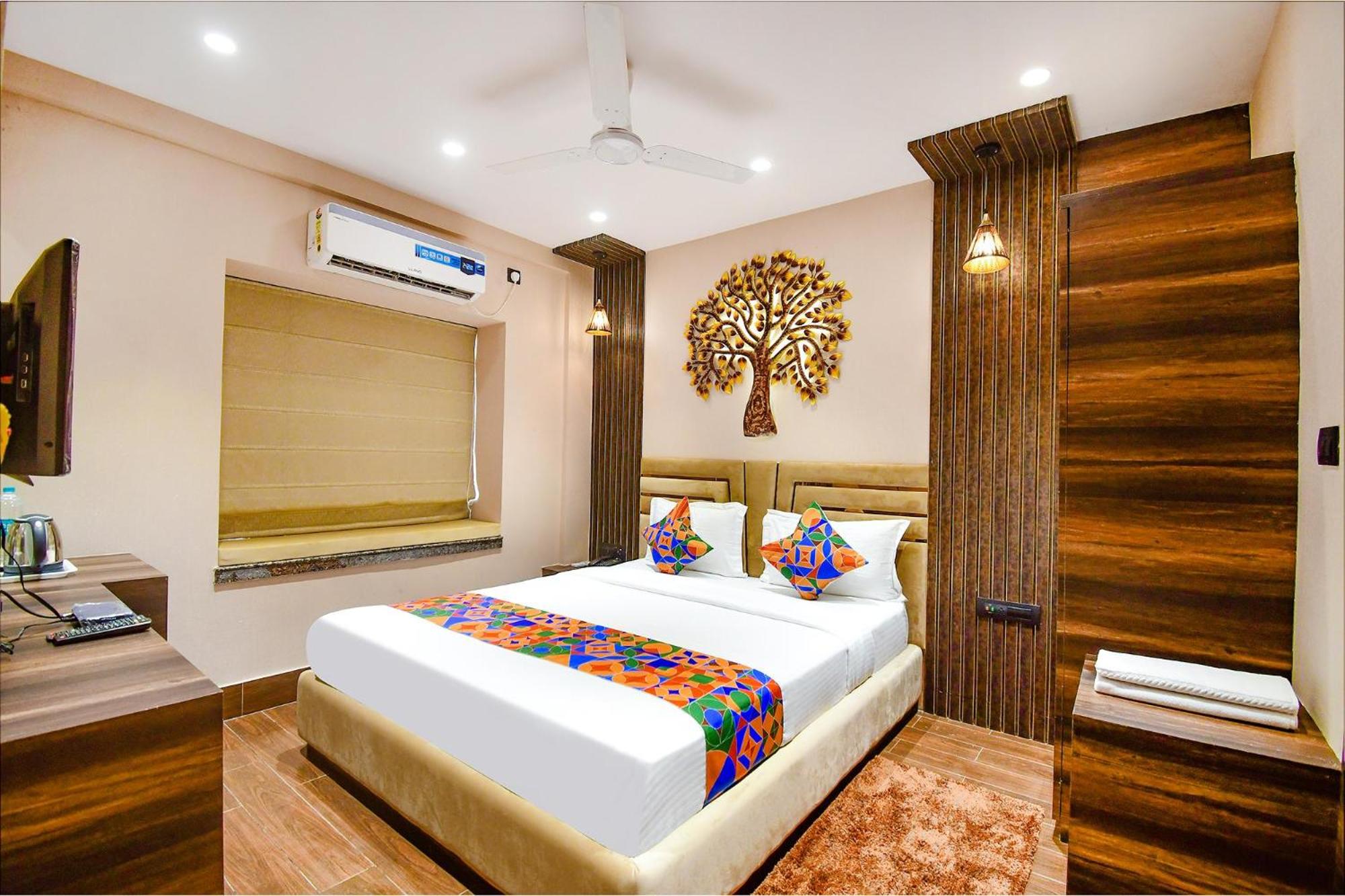 Deluxe Room - Photo 2