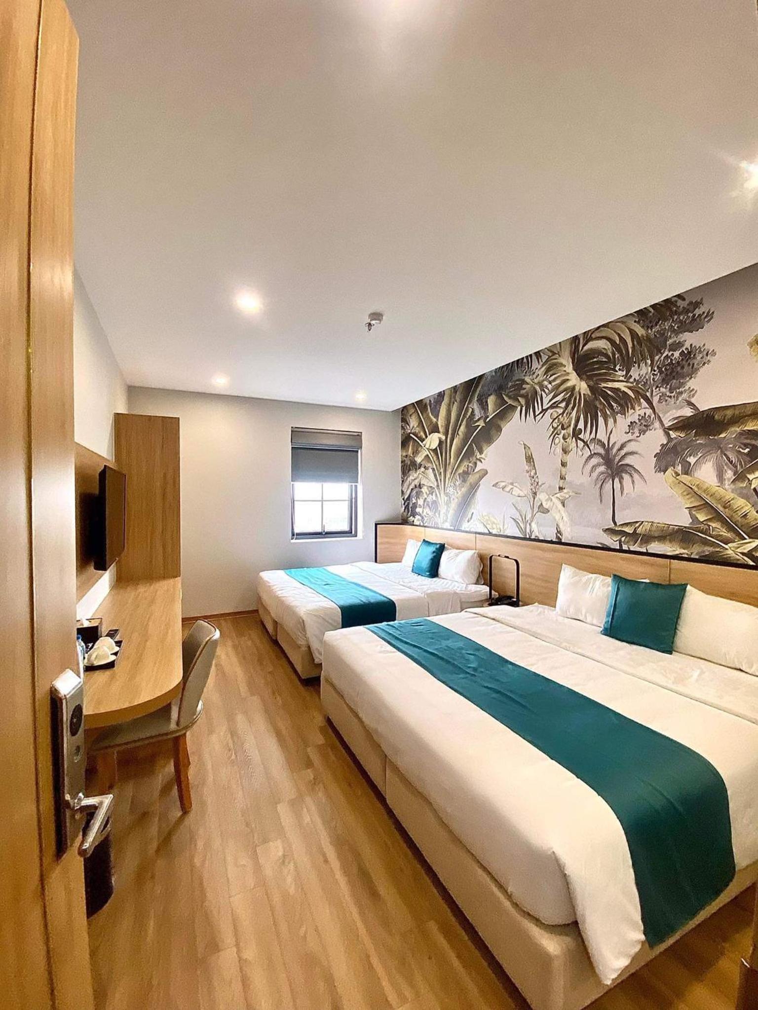 Family Room with Sea View photo 3