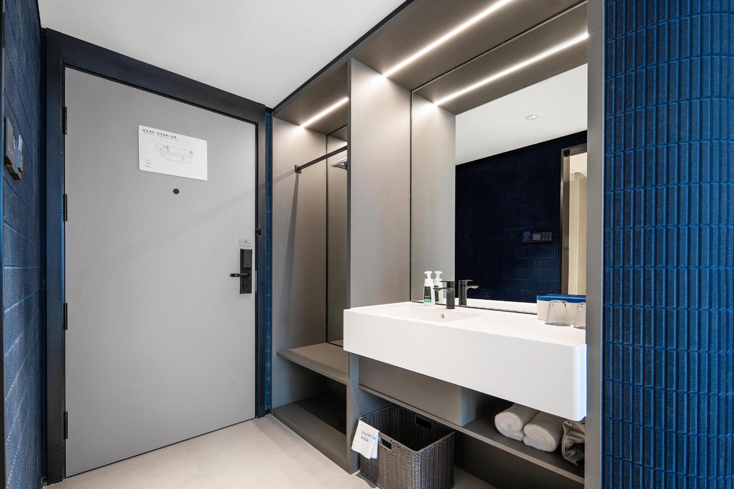 Selected Double Room photo 2