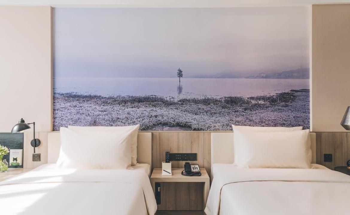 Superior Twin Room photo 3