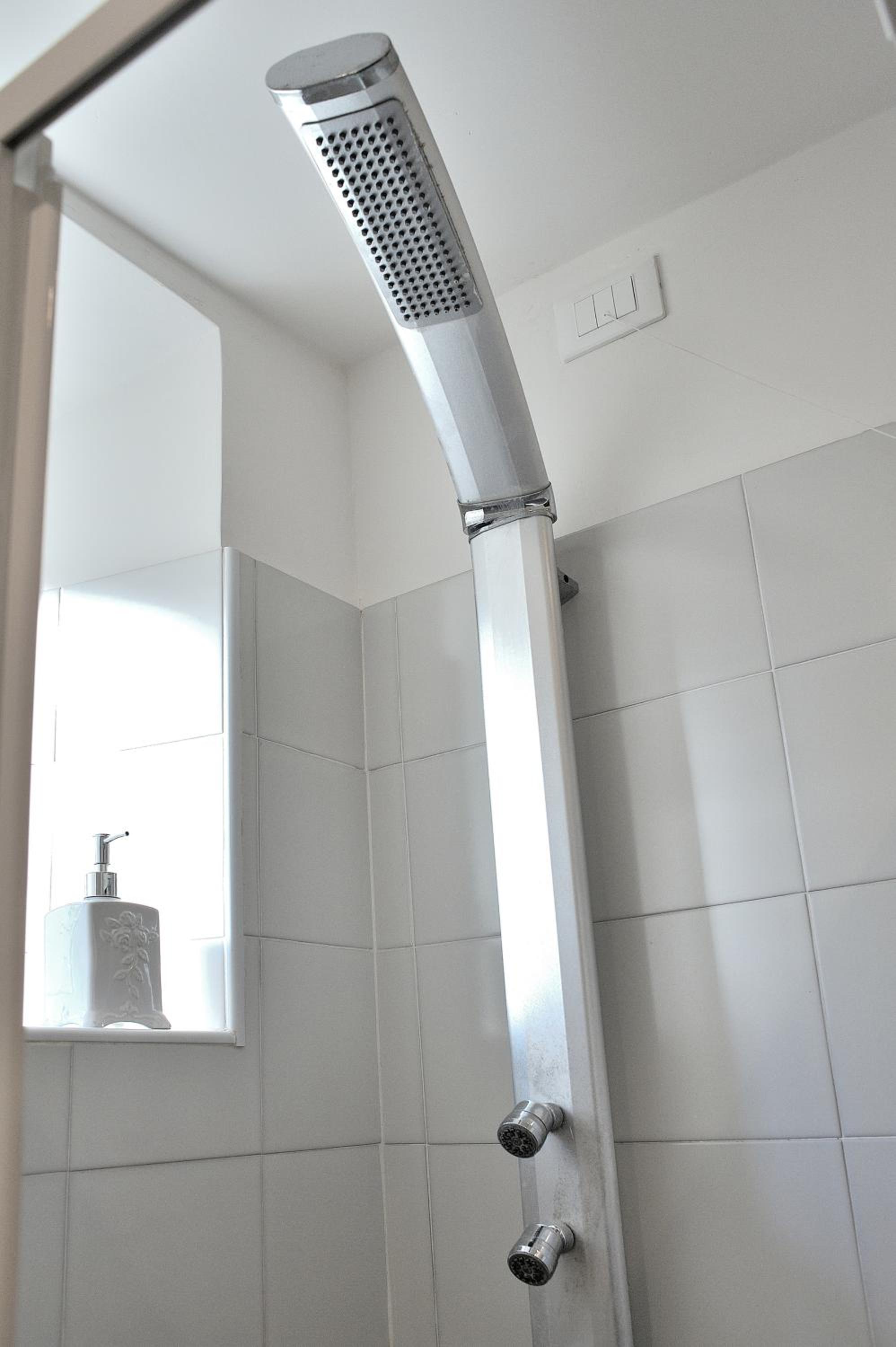 Double Room with Private External Bathroom photo 2