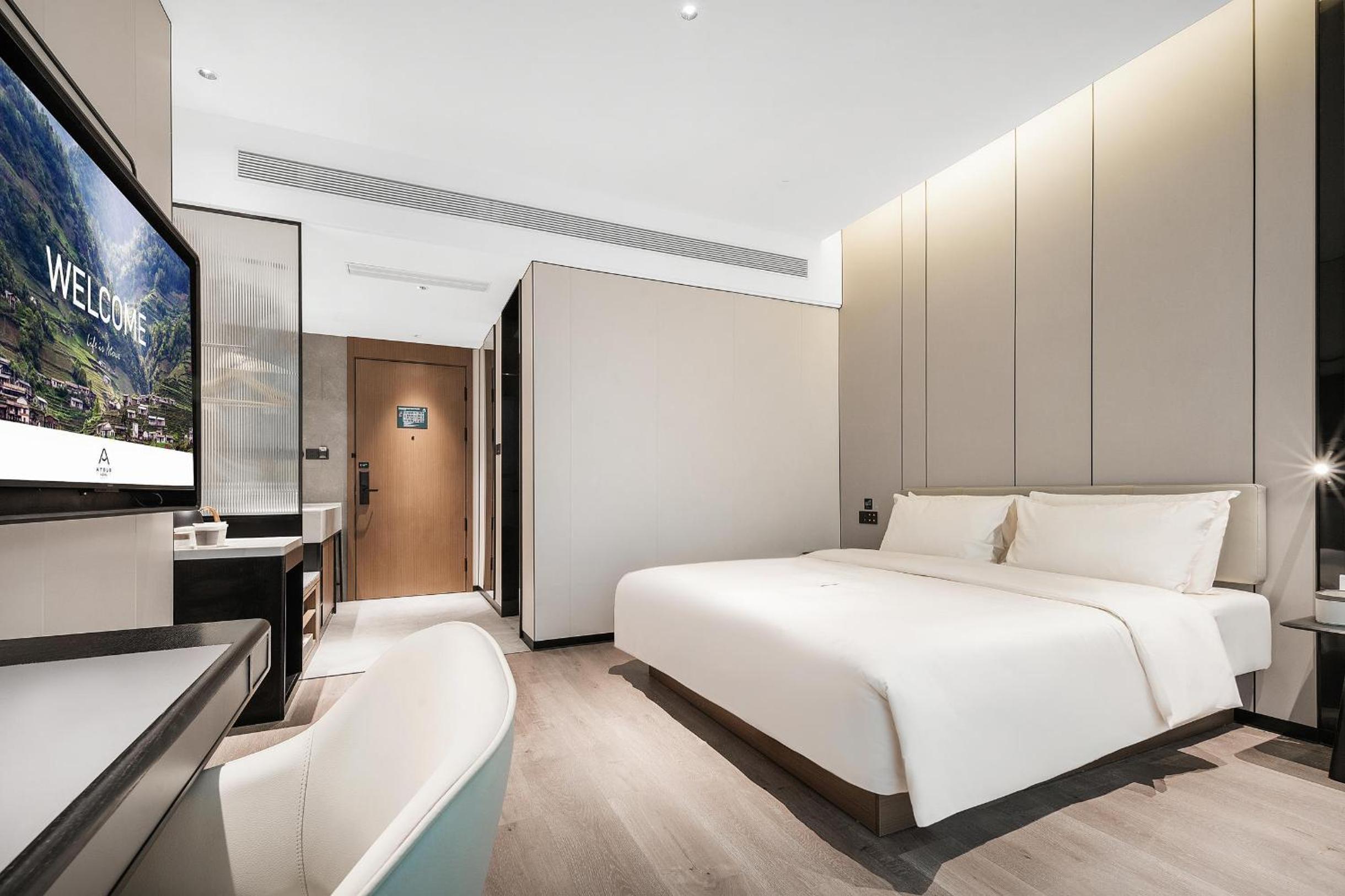 Elegant Double Room photo 1