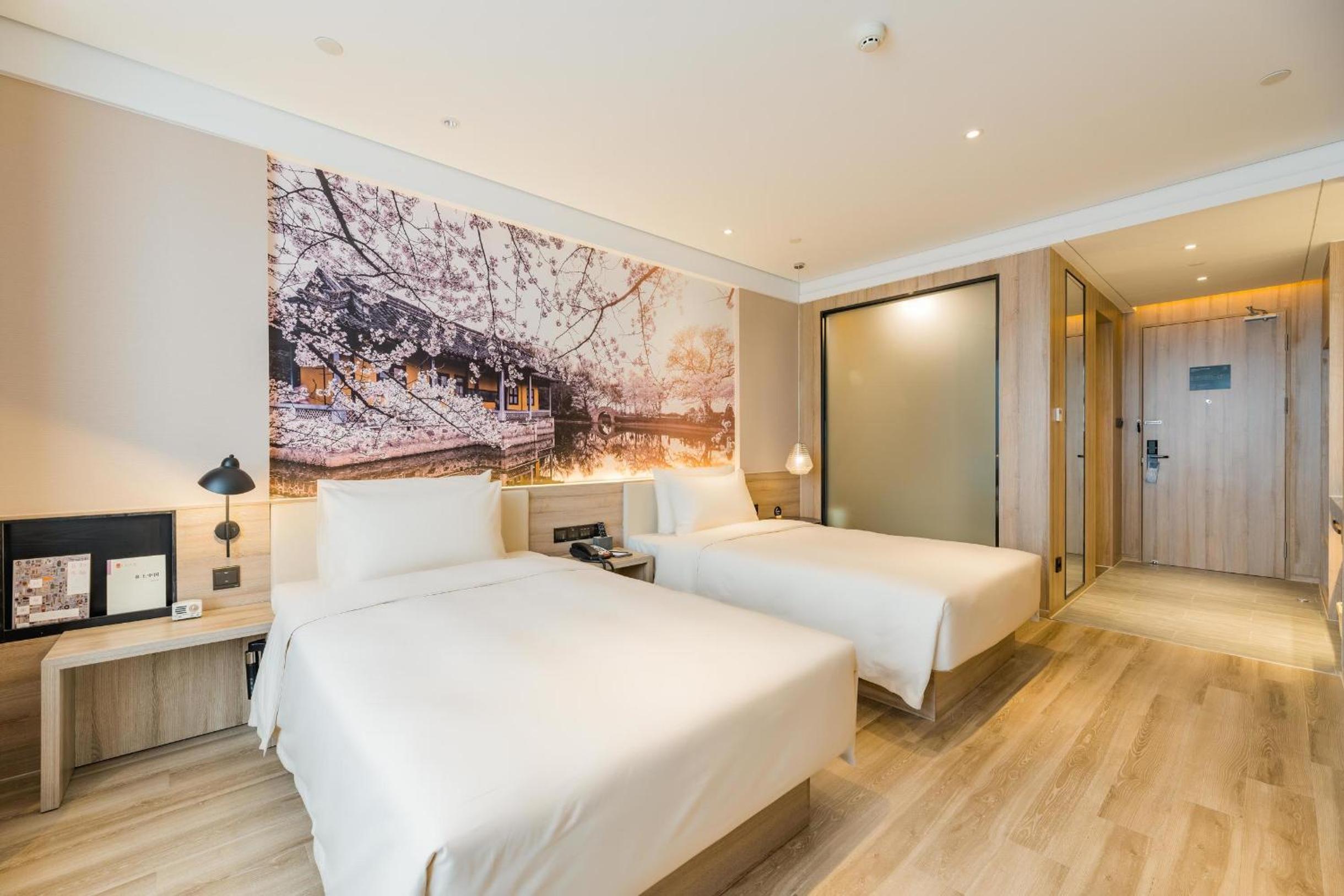 Superior Twin Room - Photo 4