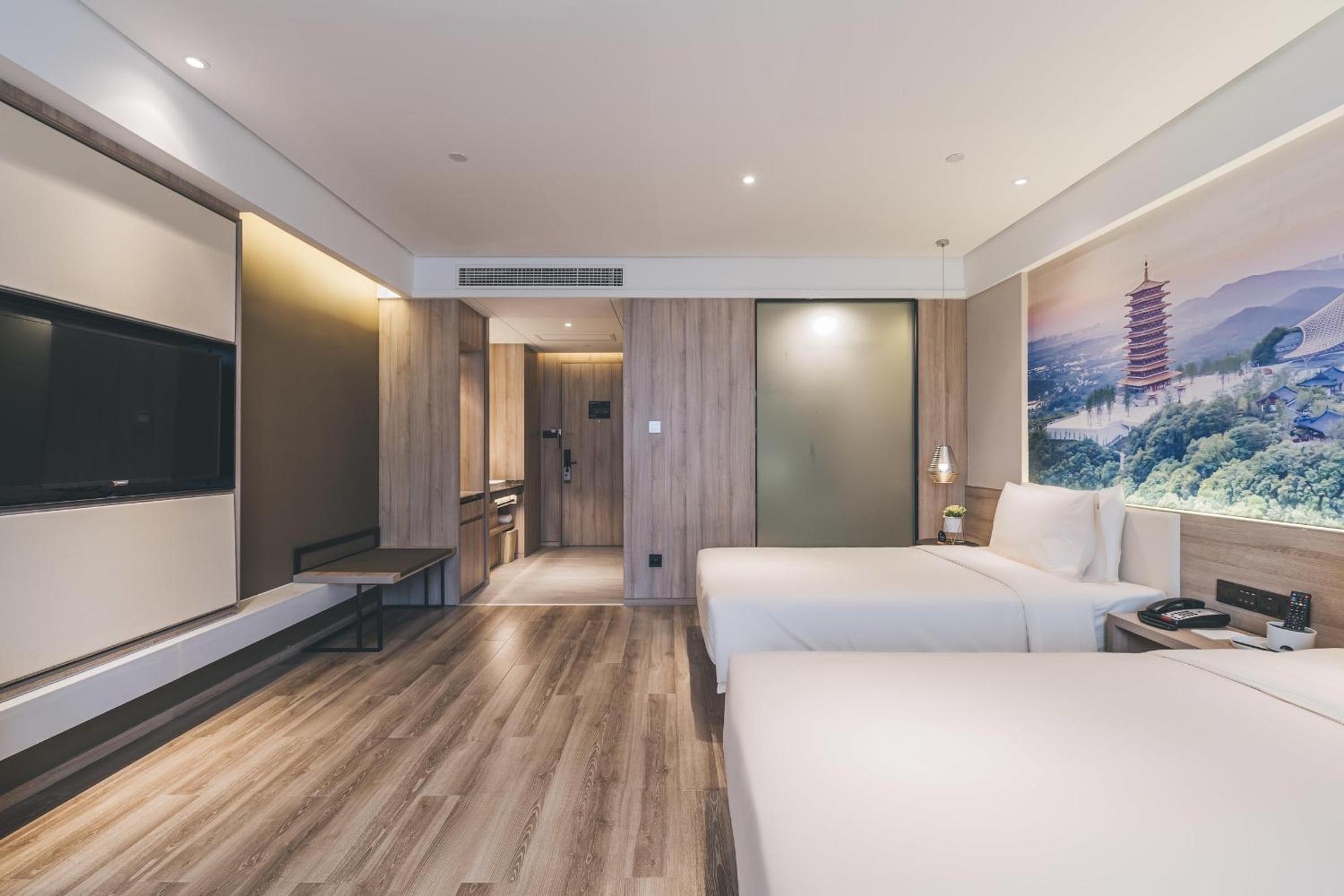 Superior Twin Room photo 2