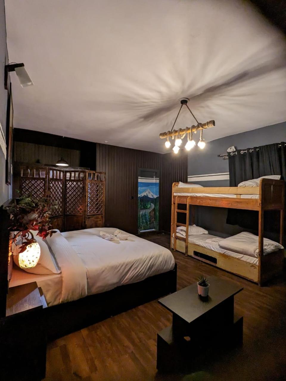 Deluxe Family Suite photo 2