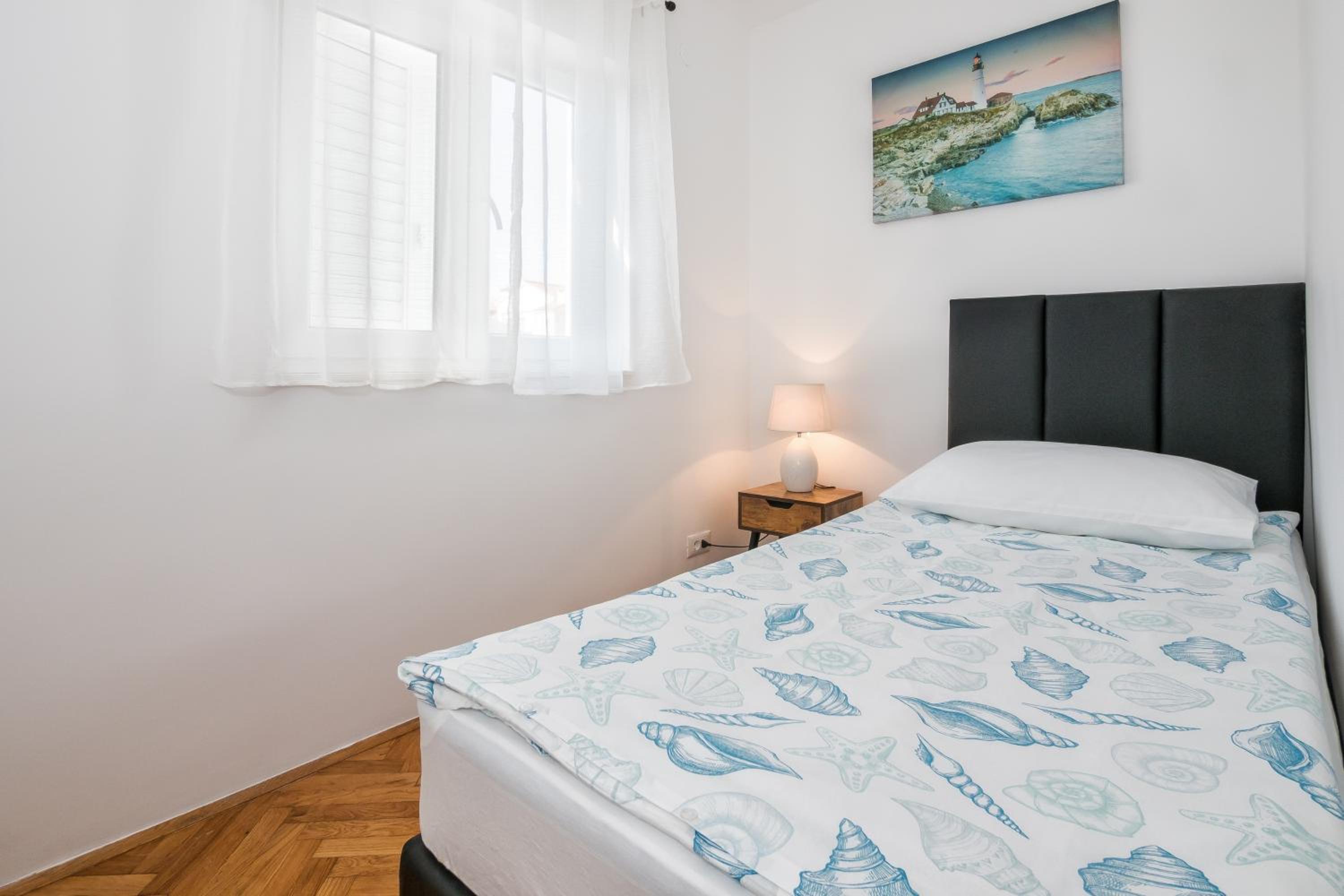Apartment with Sea View