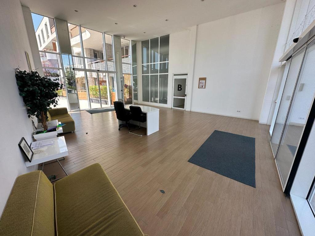 Studio With Pool View photo 1