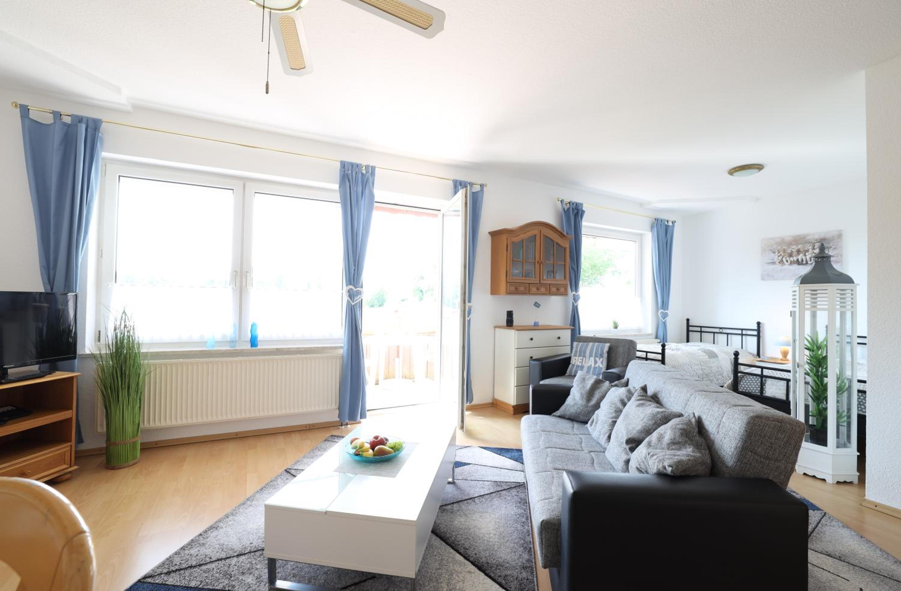 One-Bedroom Apartment - Photo 25