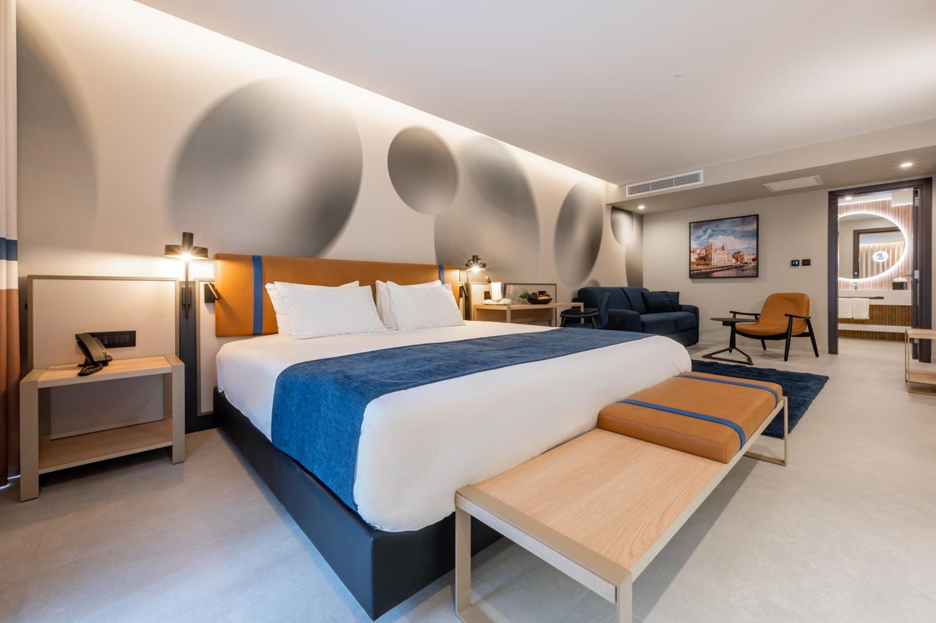 Junior Suite with Balcony & Side Sea View