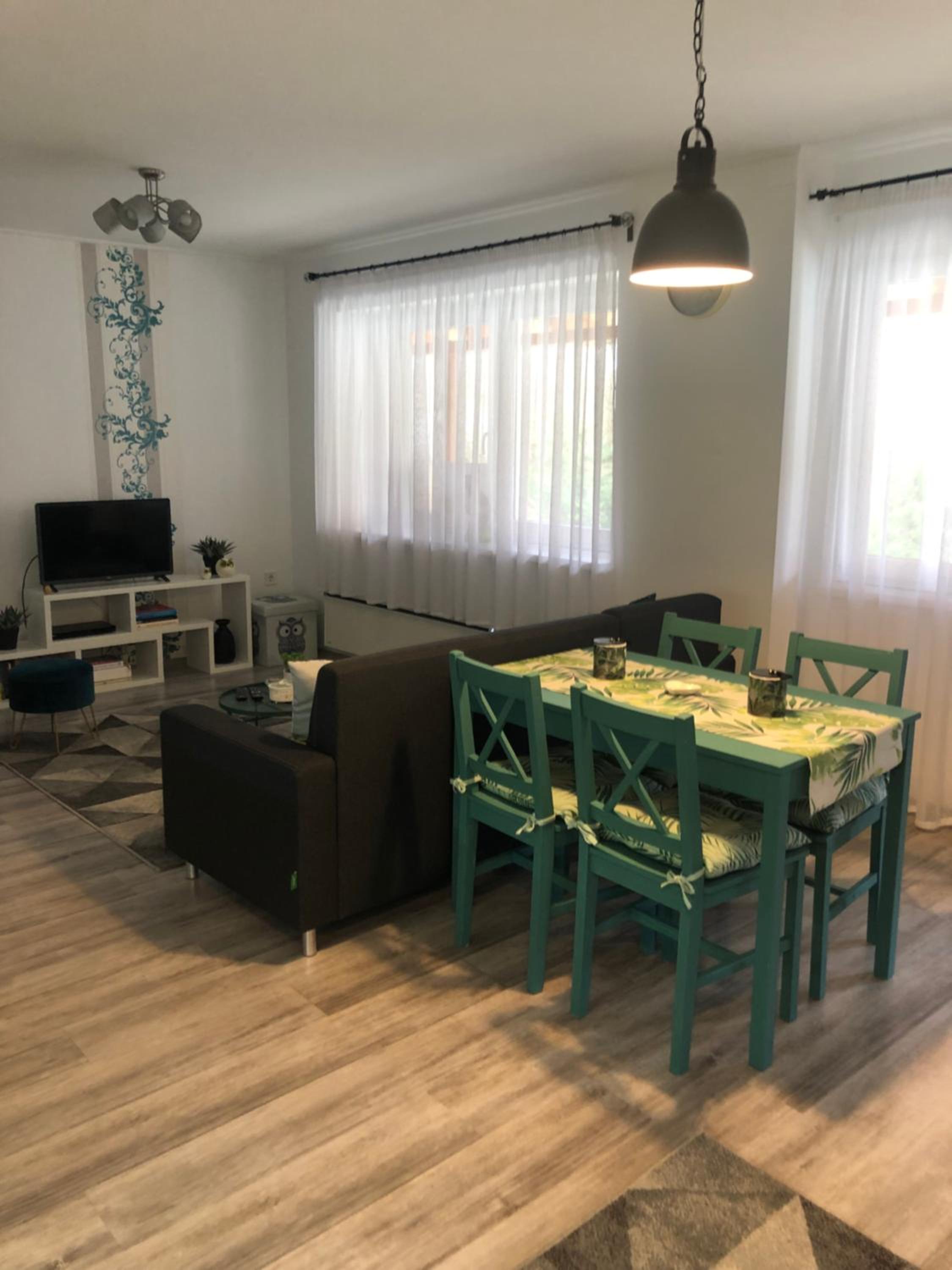 One-Bedroom House photo 2