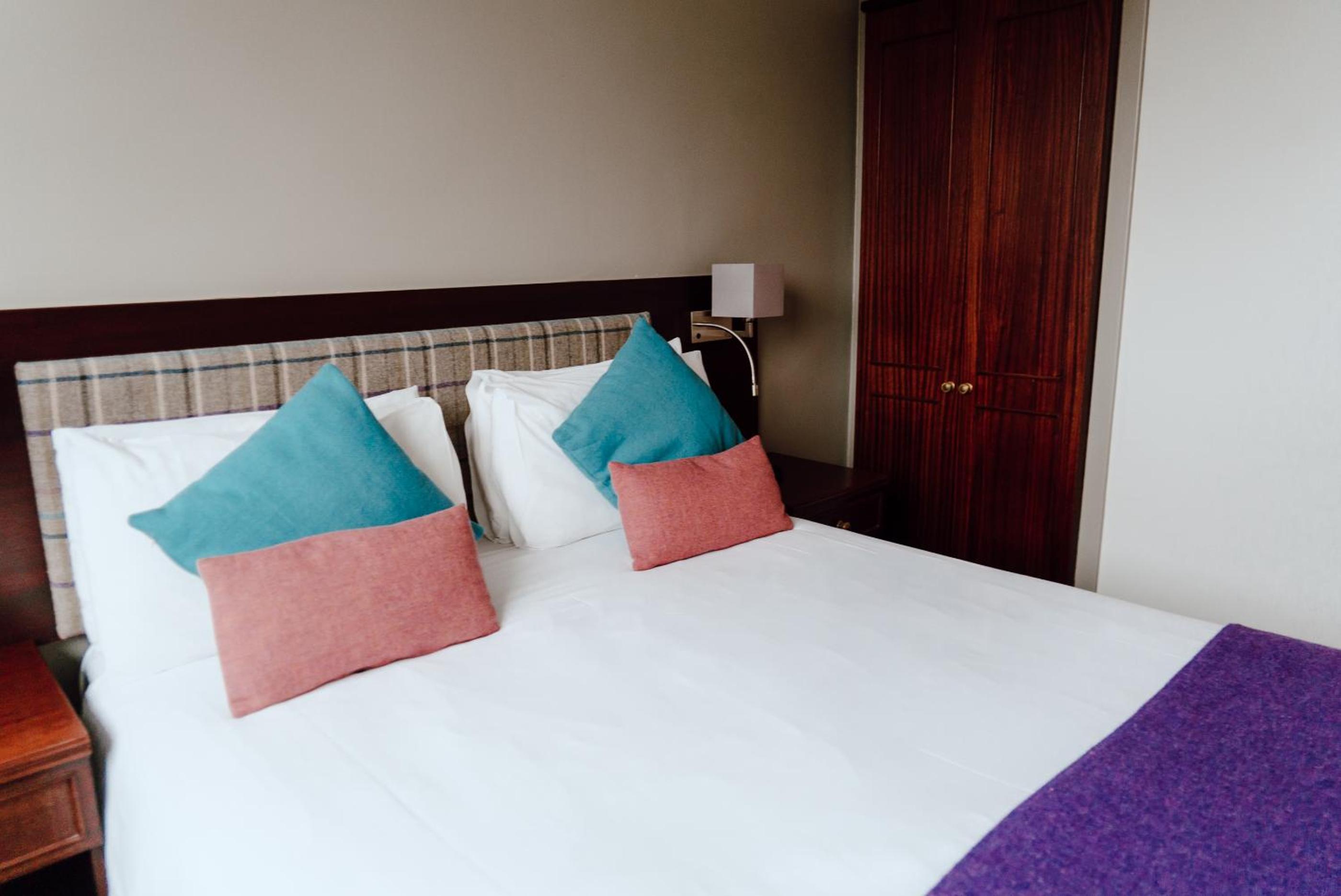Double Room - Photo 4