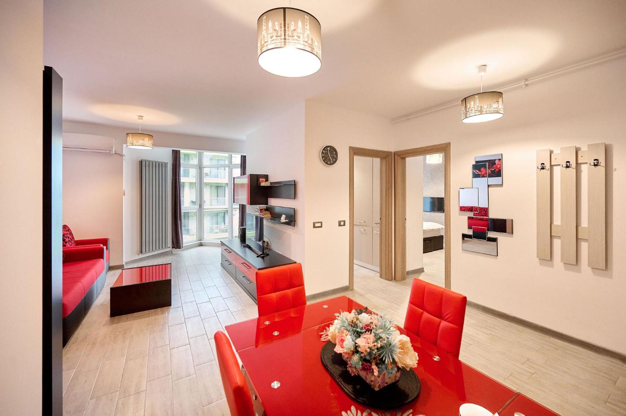 One-Bedroom Apartment