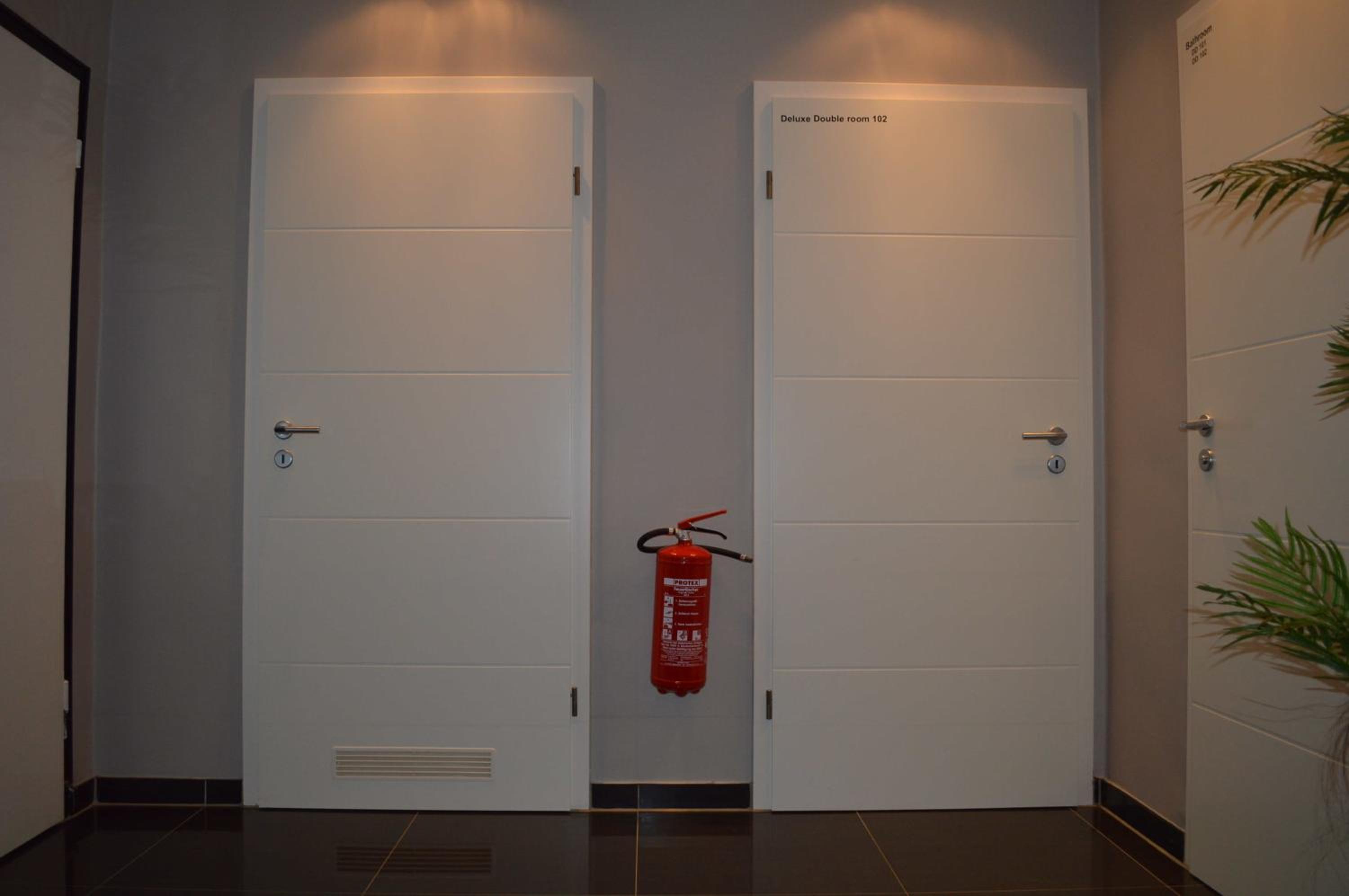 Two-Bedroom Apartment - Photo 45
