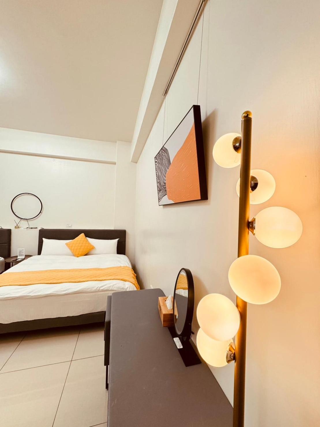 Queen Room with Two Queen Beds photo 2