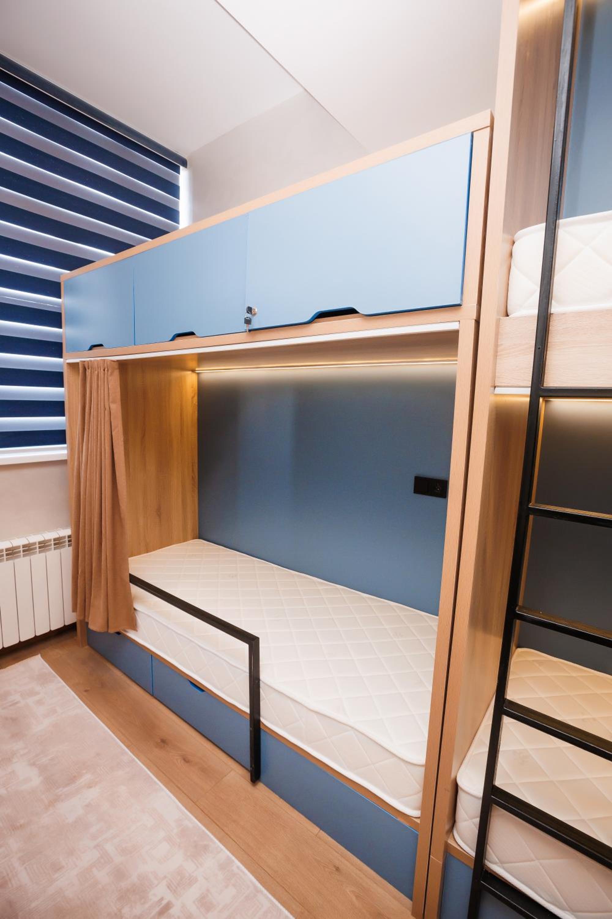 Male Dormitory Room photo 1