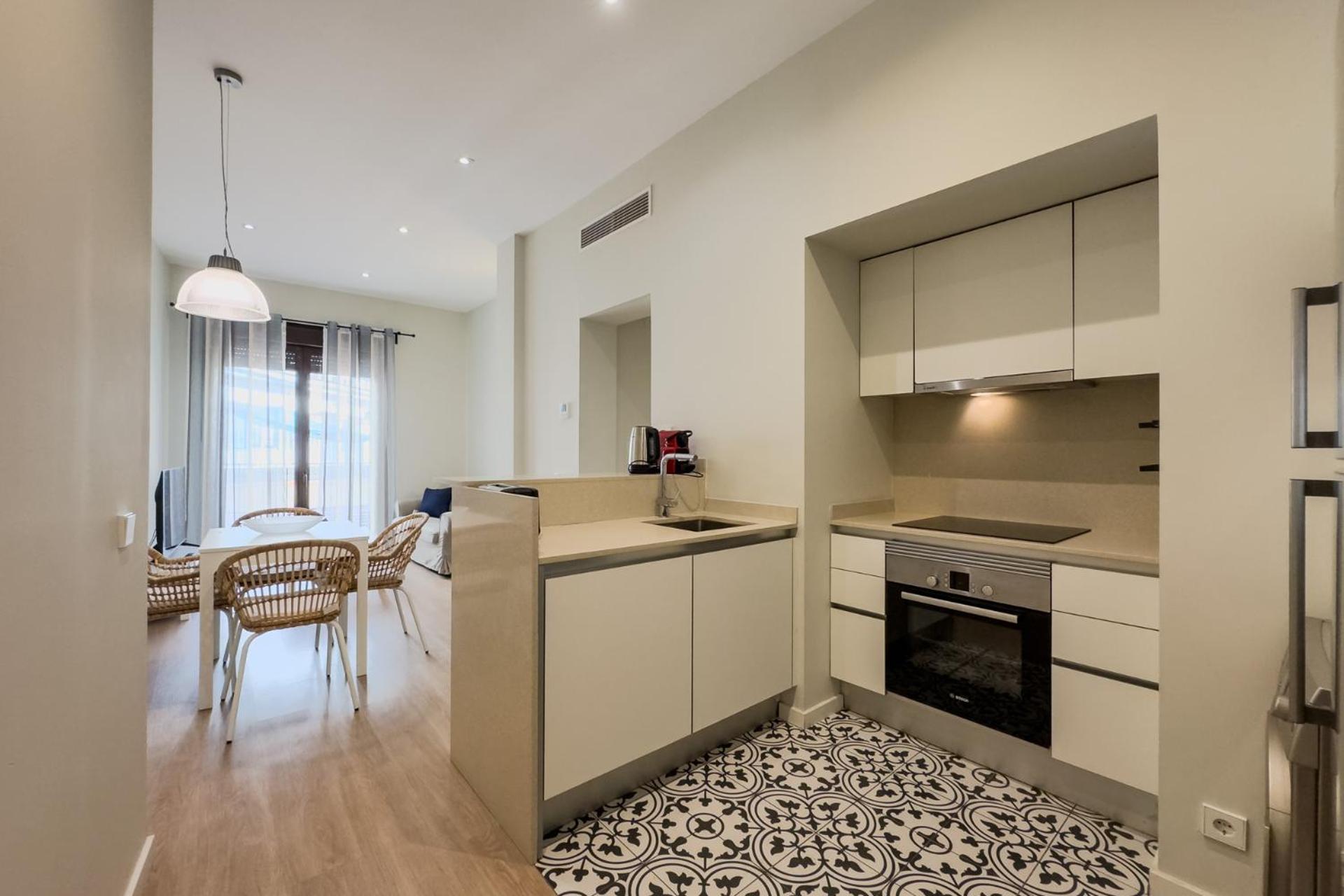 Family Room with Balcony photo 2