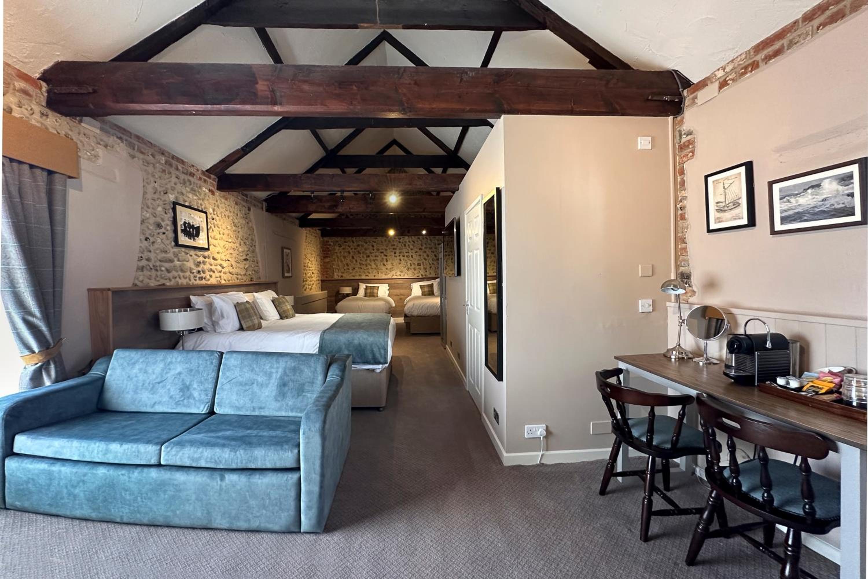 Family Room - Photo 3