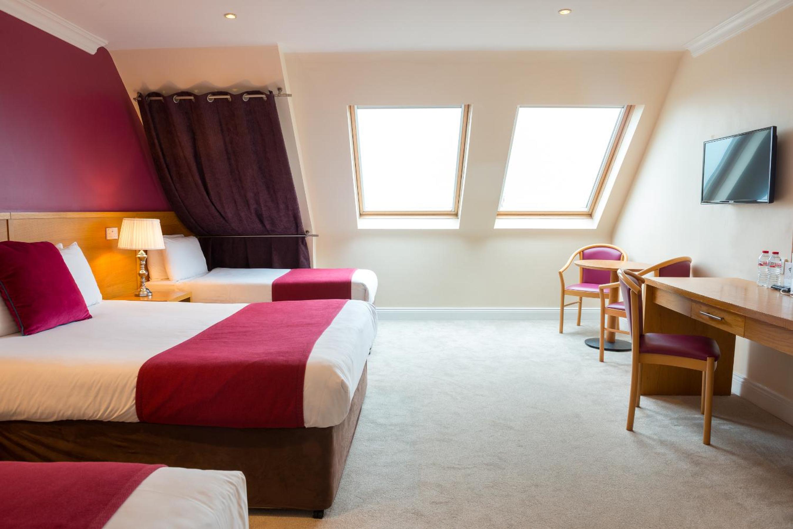 Quadruple Room with Sea View photo 2