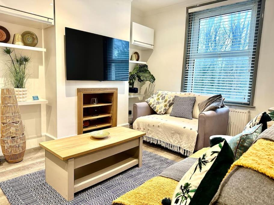 Two-Bedroom Apartment photo 1
