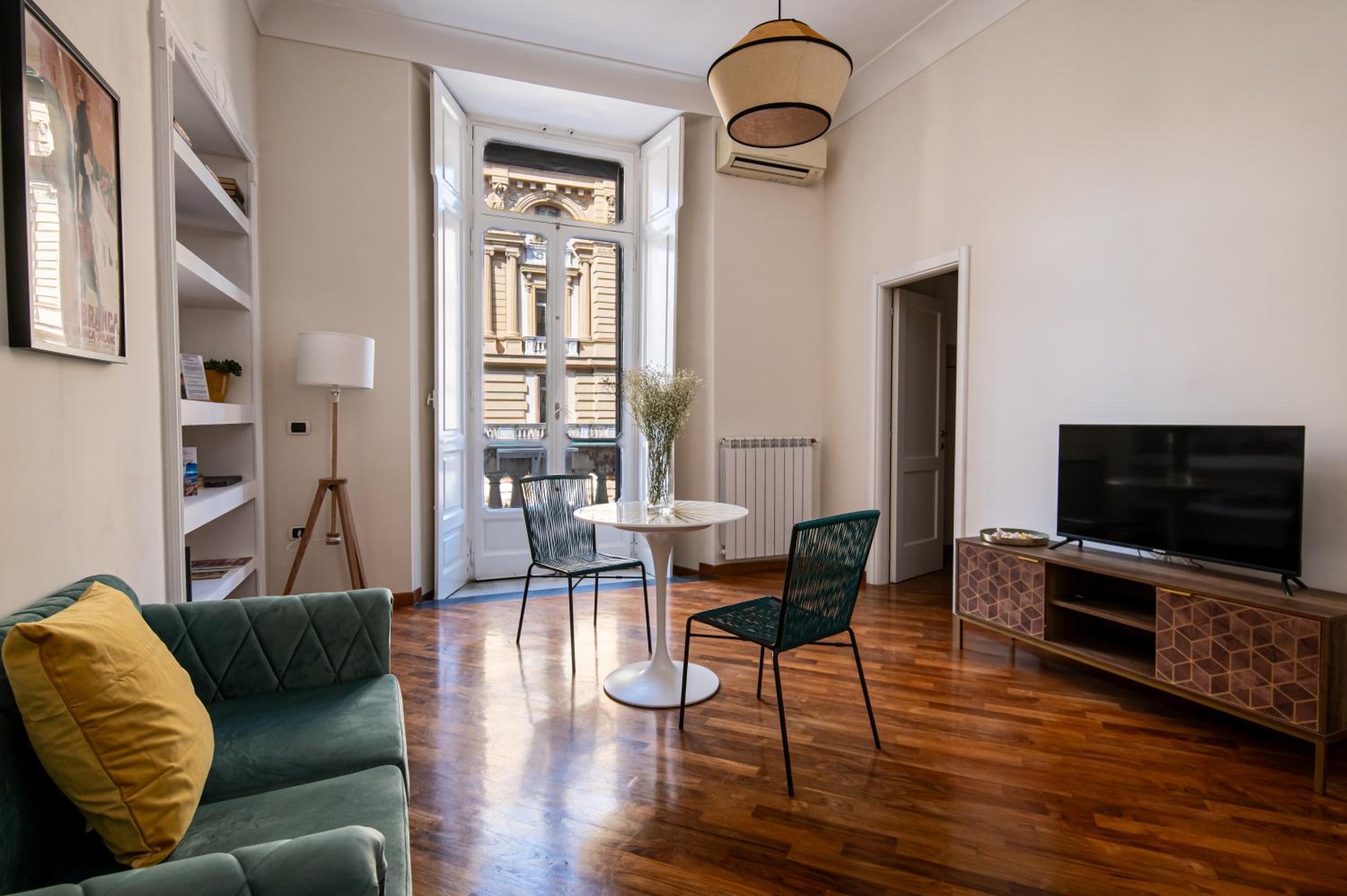 One-Bedroom Apartment