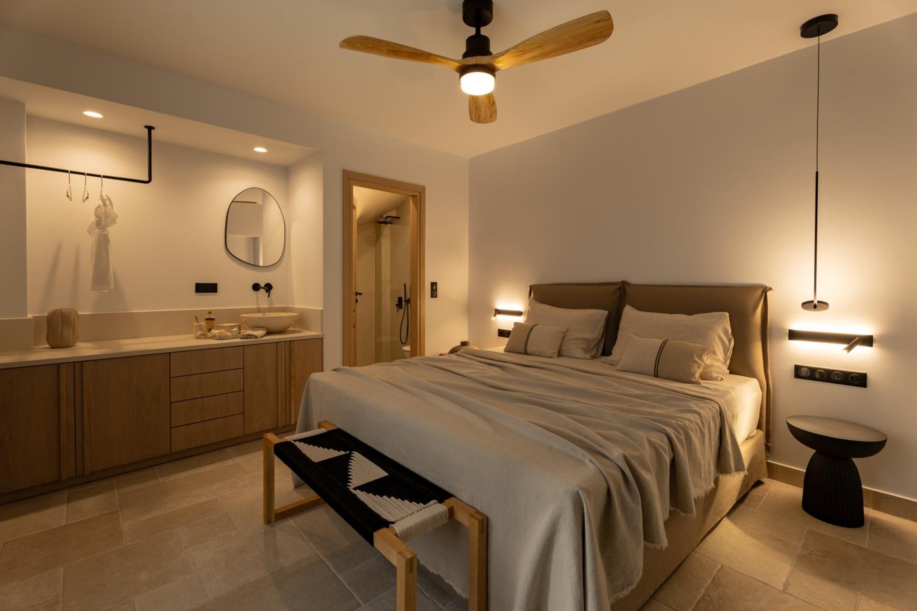 Avli Junior Suite with Pool View - Photo 8