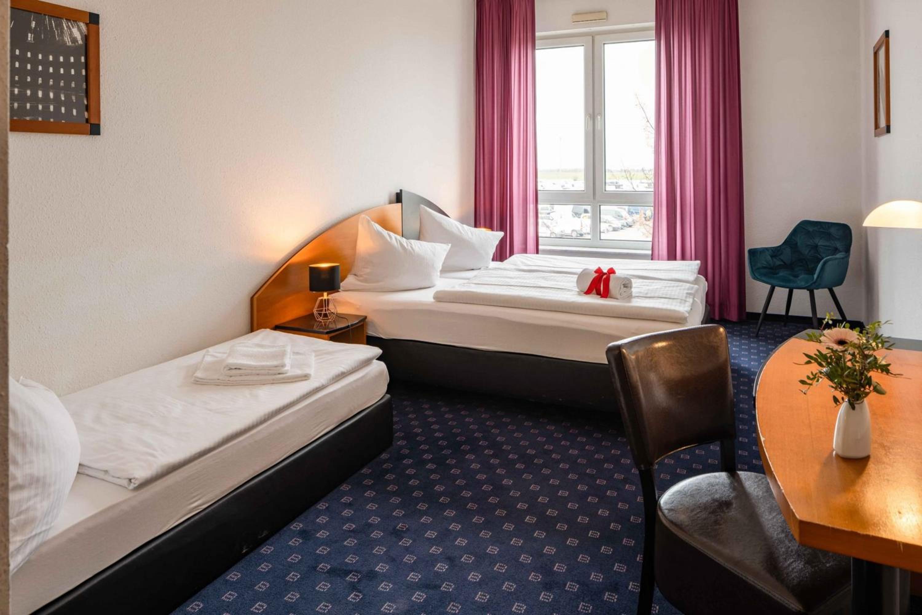 Comfort Triple Room - Photo 3
