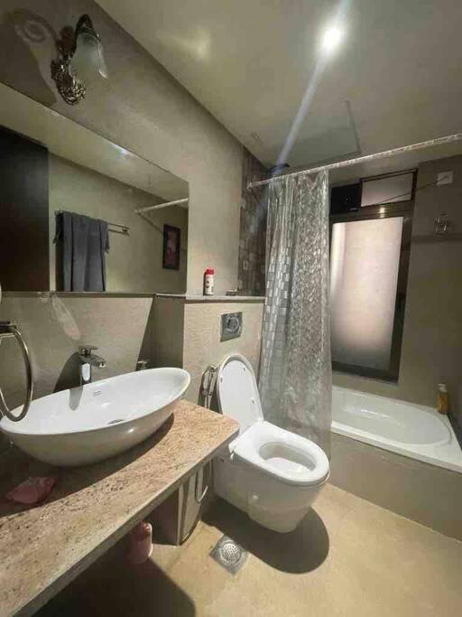 Three-Bedroom House photo 2