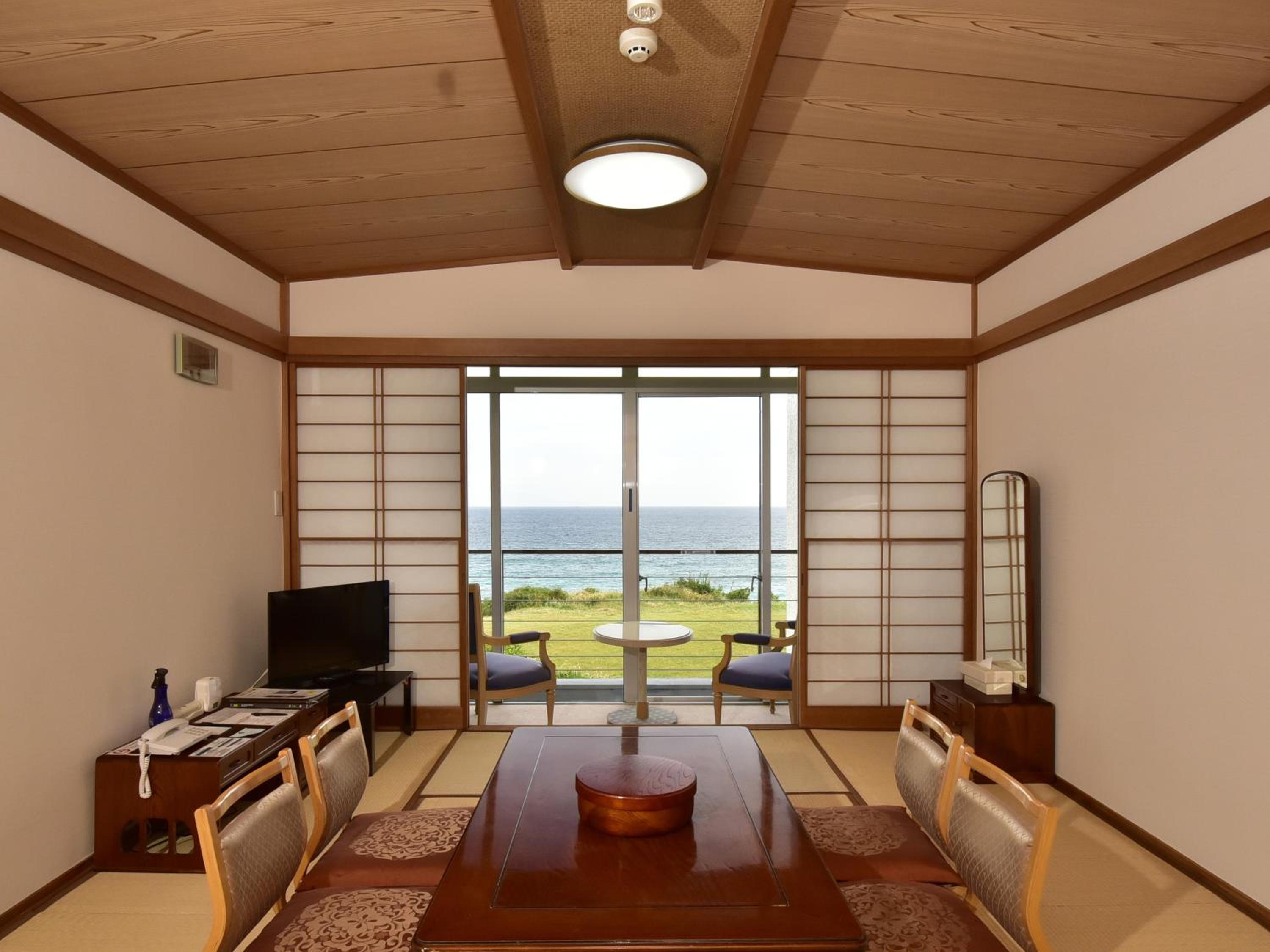 Japanese-Style Quadruple Room - Photo 1