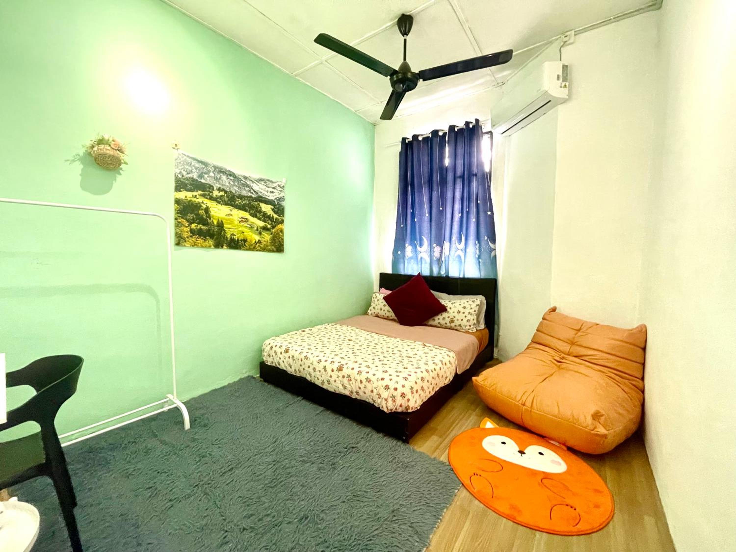 Two-Bedroom House photo 3
