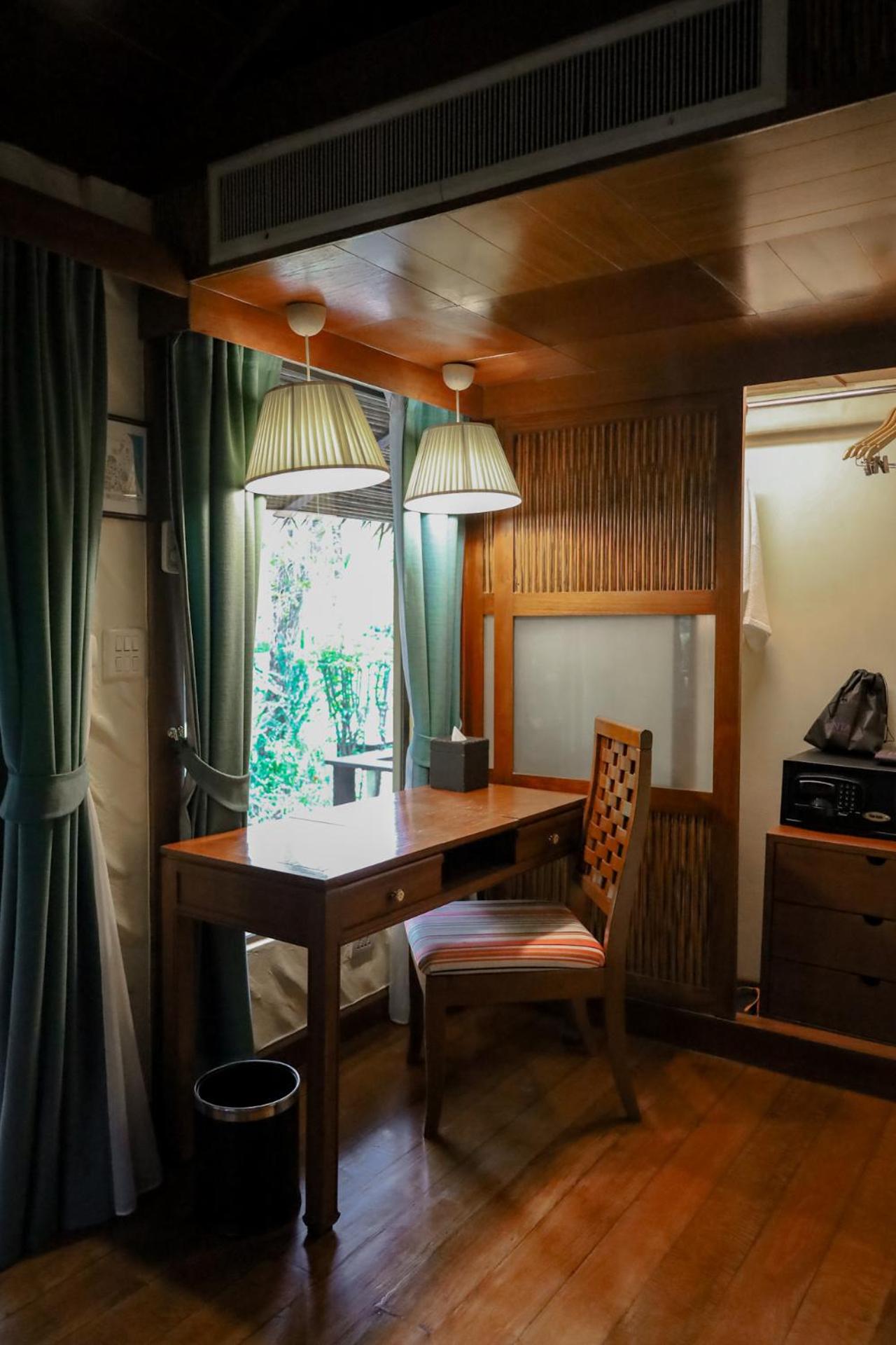 Deluxe Twin Room - Photo 8