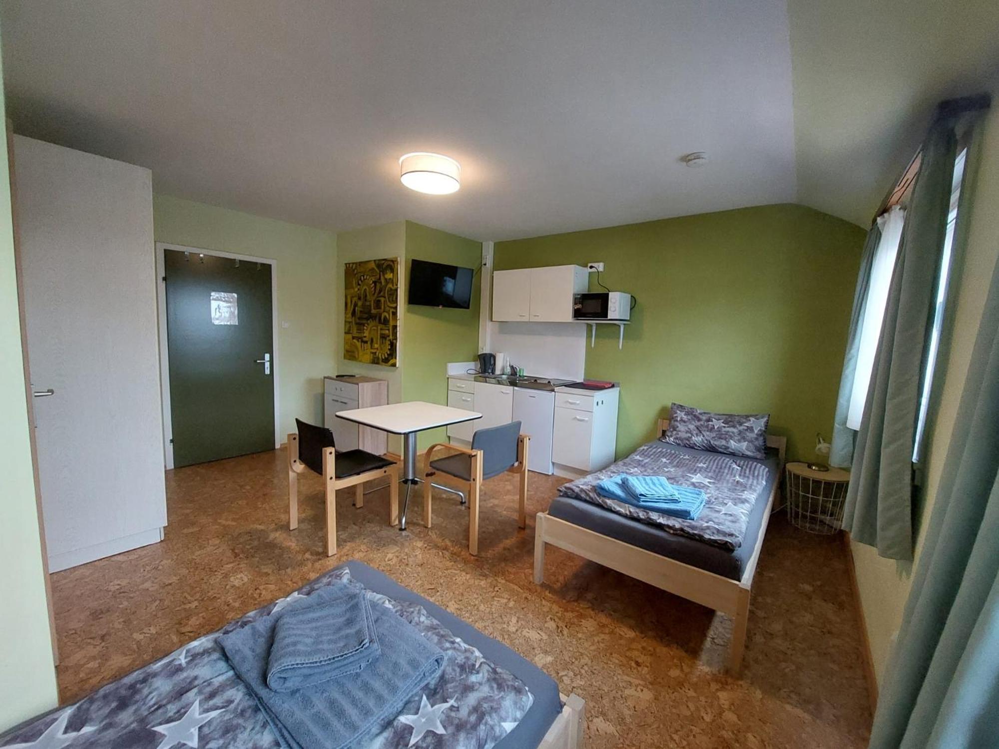 Twin Room with Private Bathroom photo 1