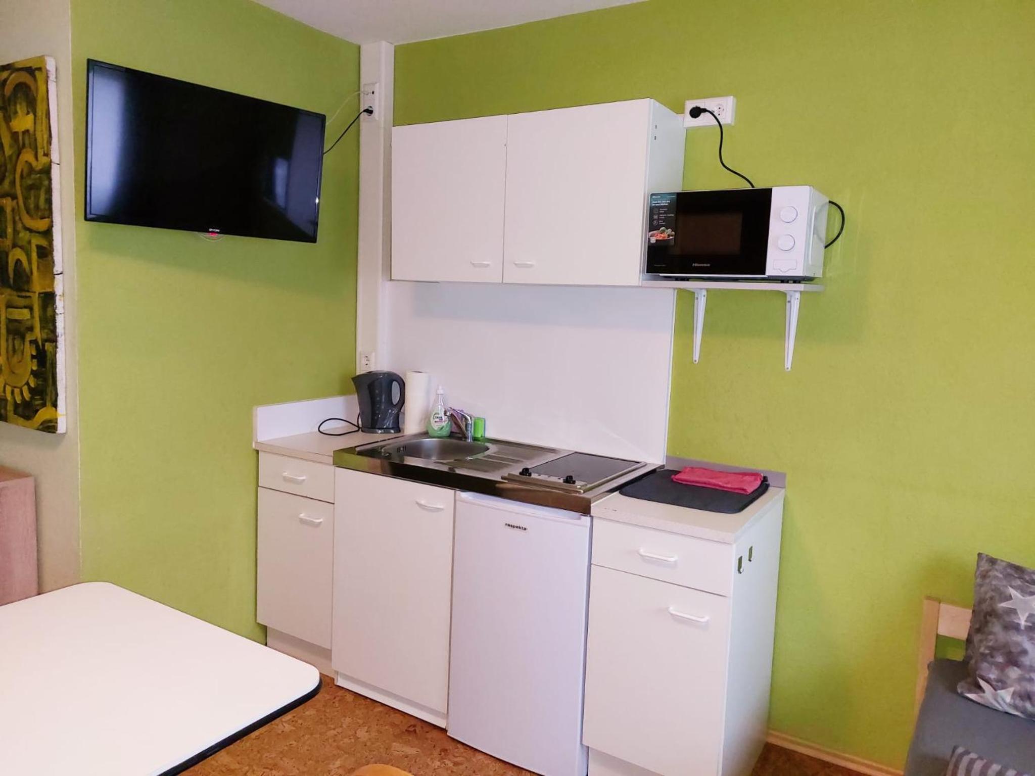 Twin Room with Private Bathroom photo 2