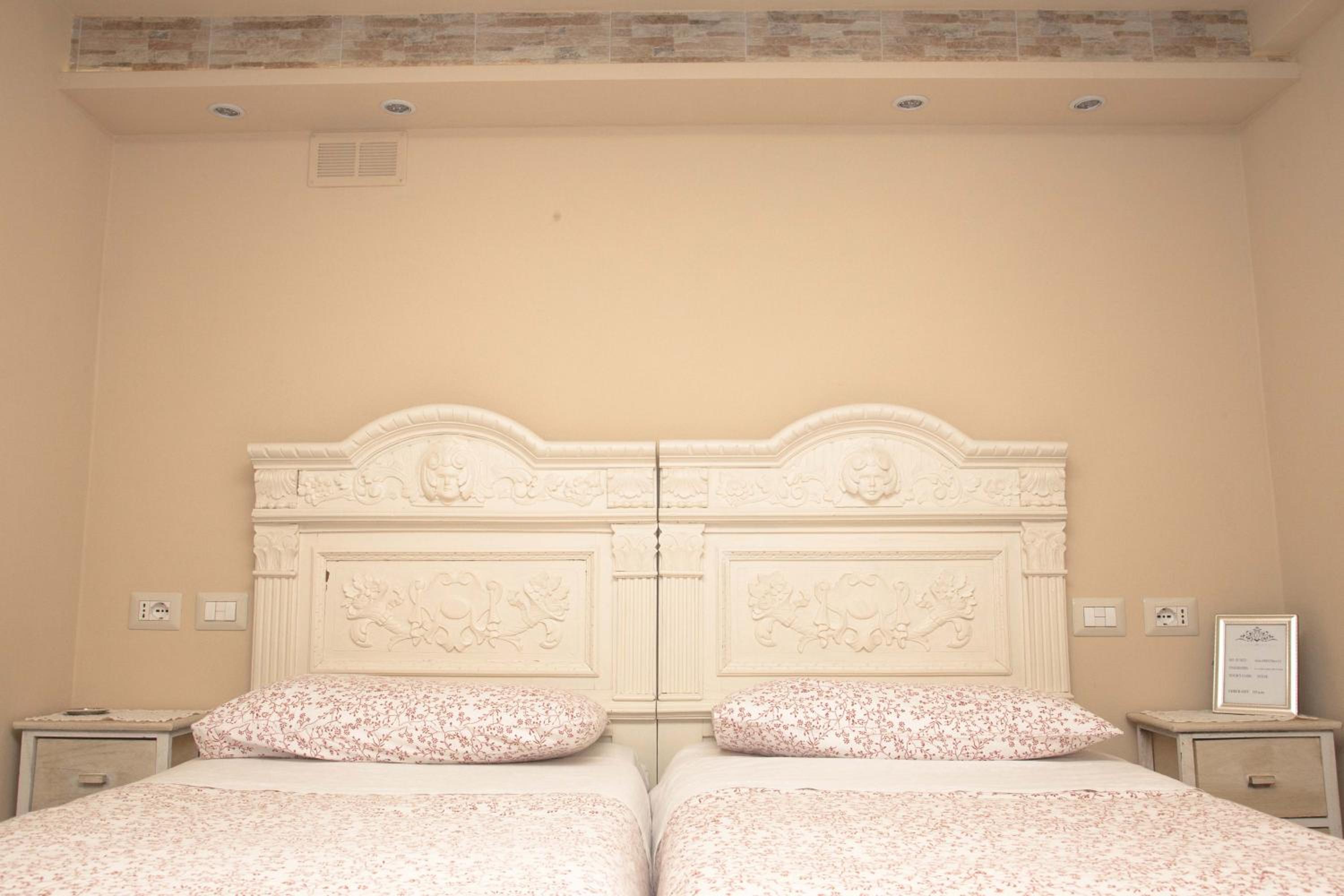 Triple Room With Private Bathroom photo 1