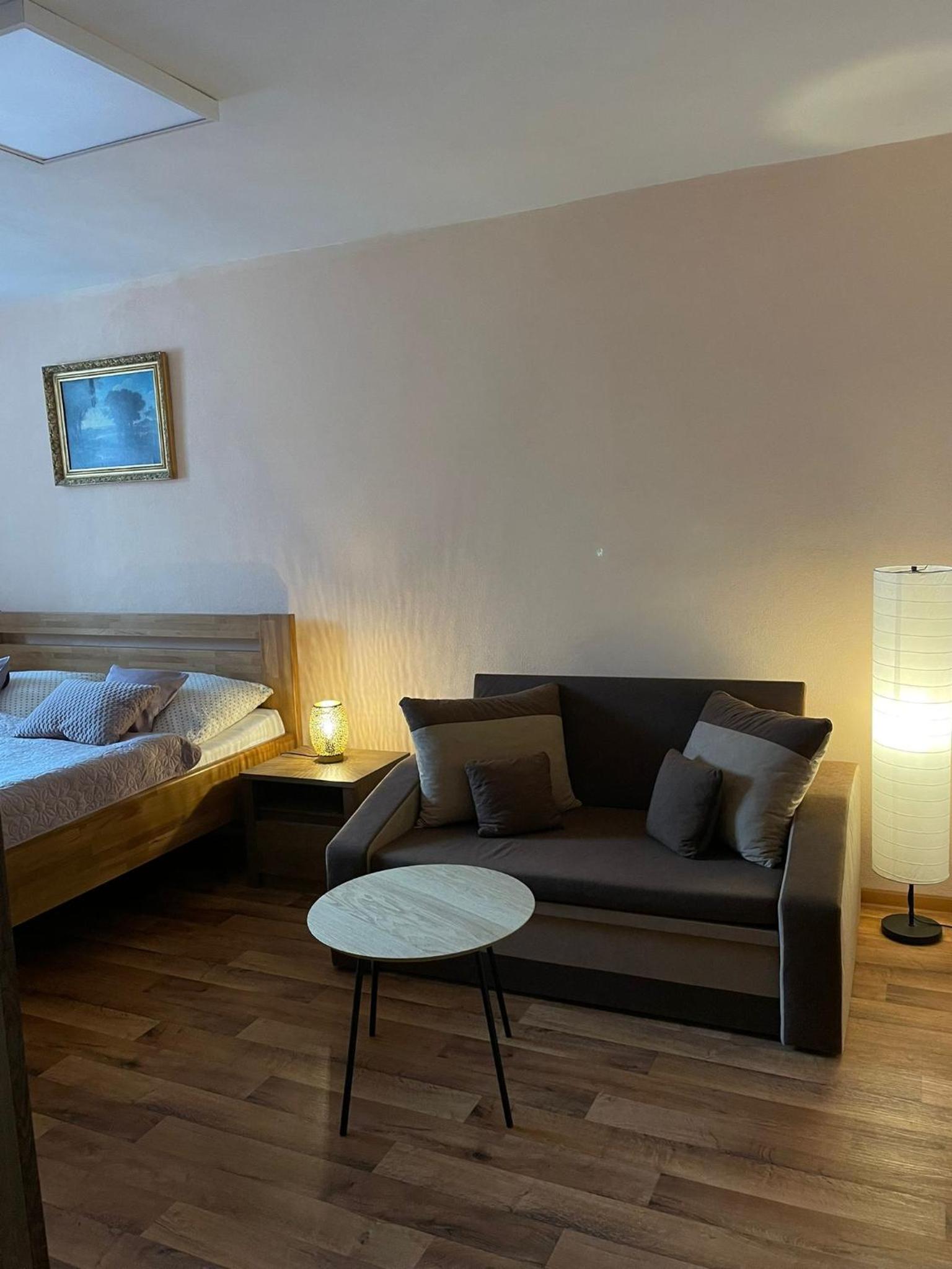 Deluxe Double Room with Extra Bed - Photo 12