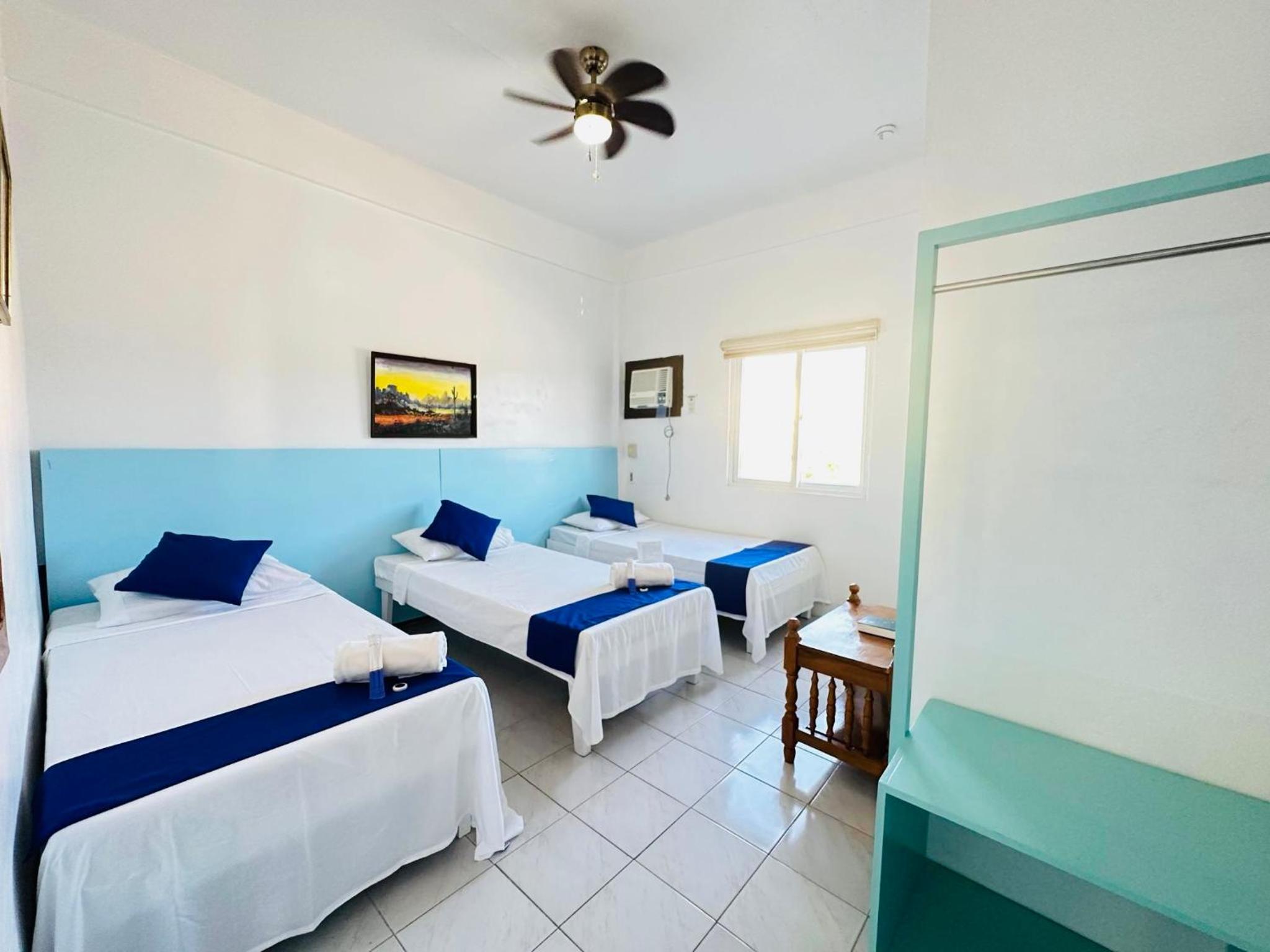 Triple Room with Private Bathroom photo 1