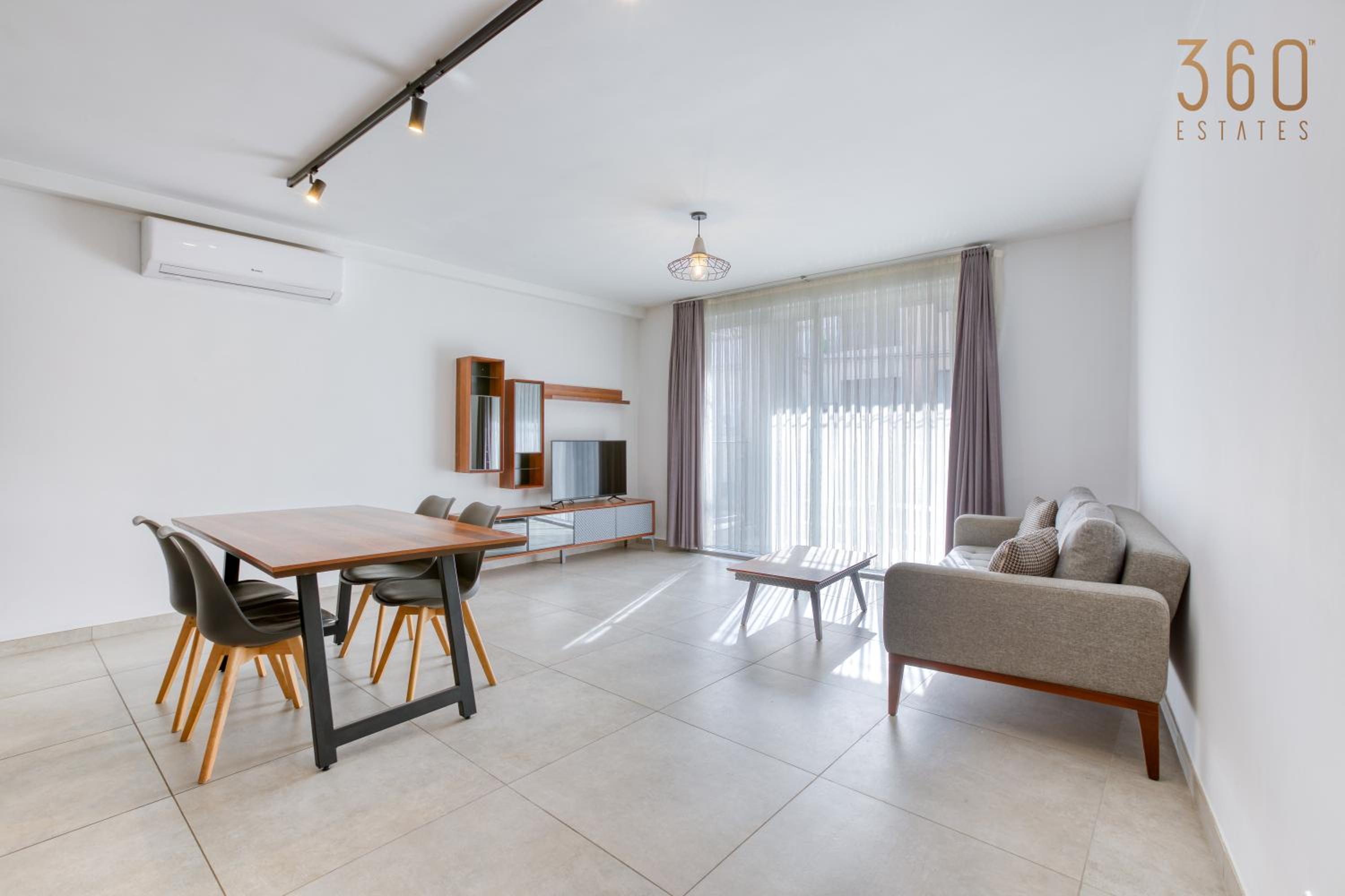 Apartment with Balcony