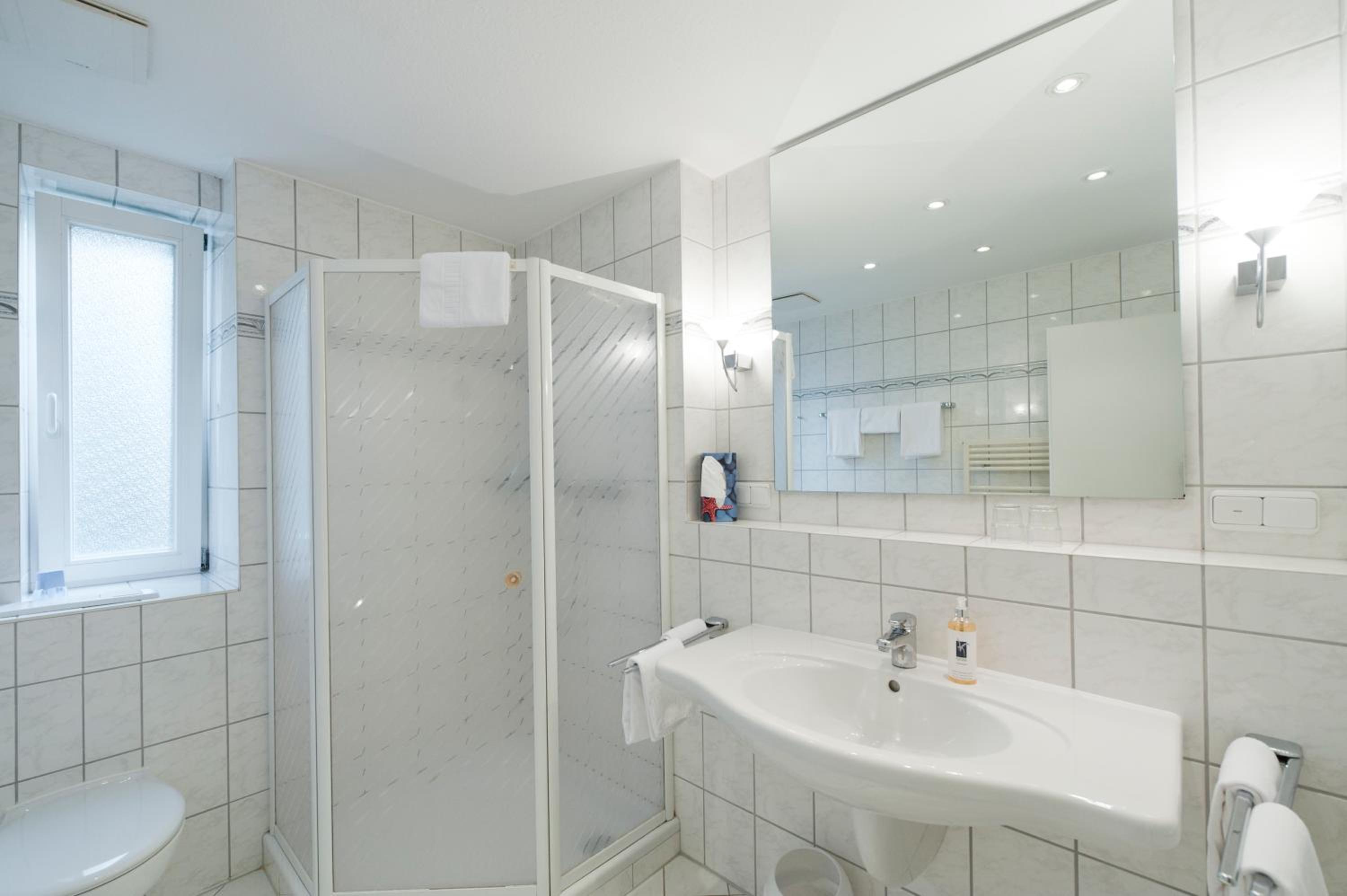 Double Room - Photo 19