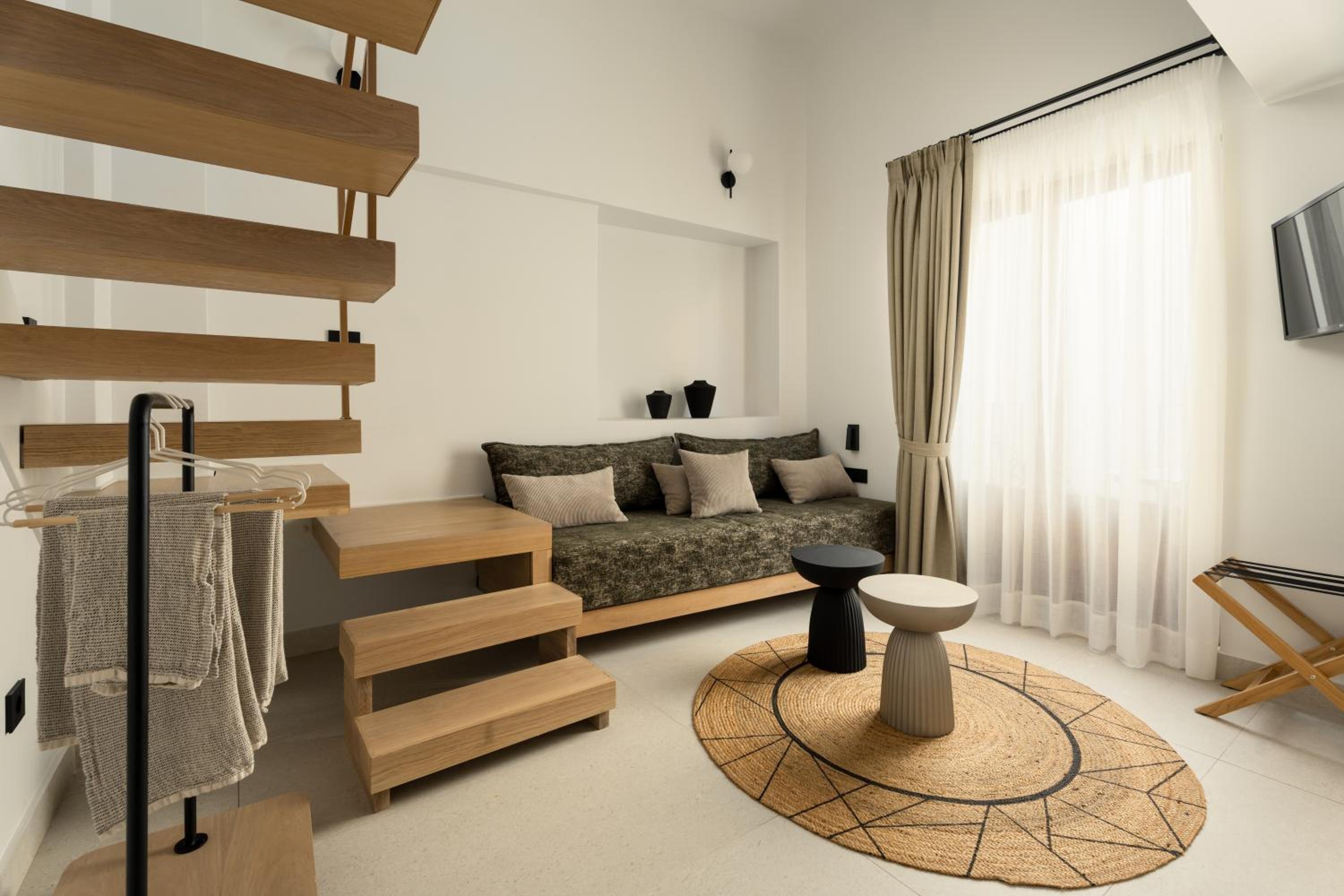 Ondas- Two Floor Superior Suite with Pool View