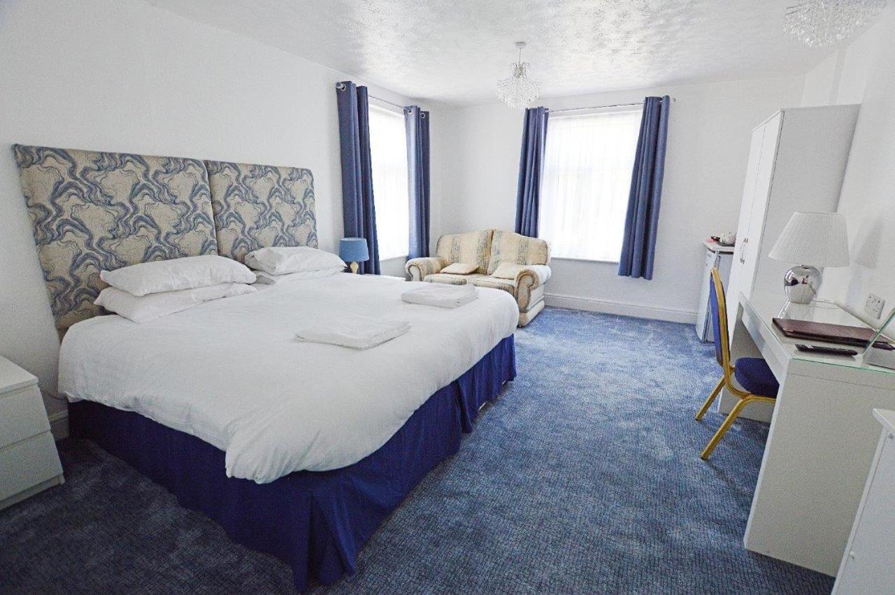 Queen Room
