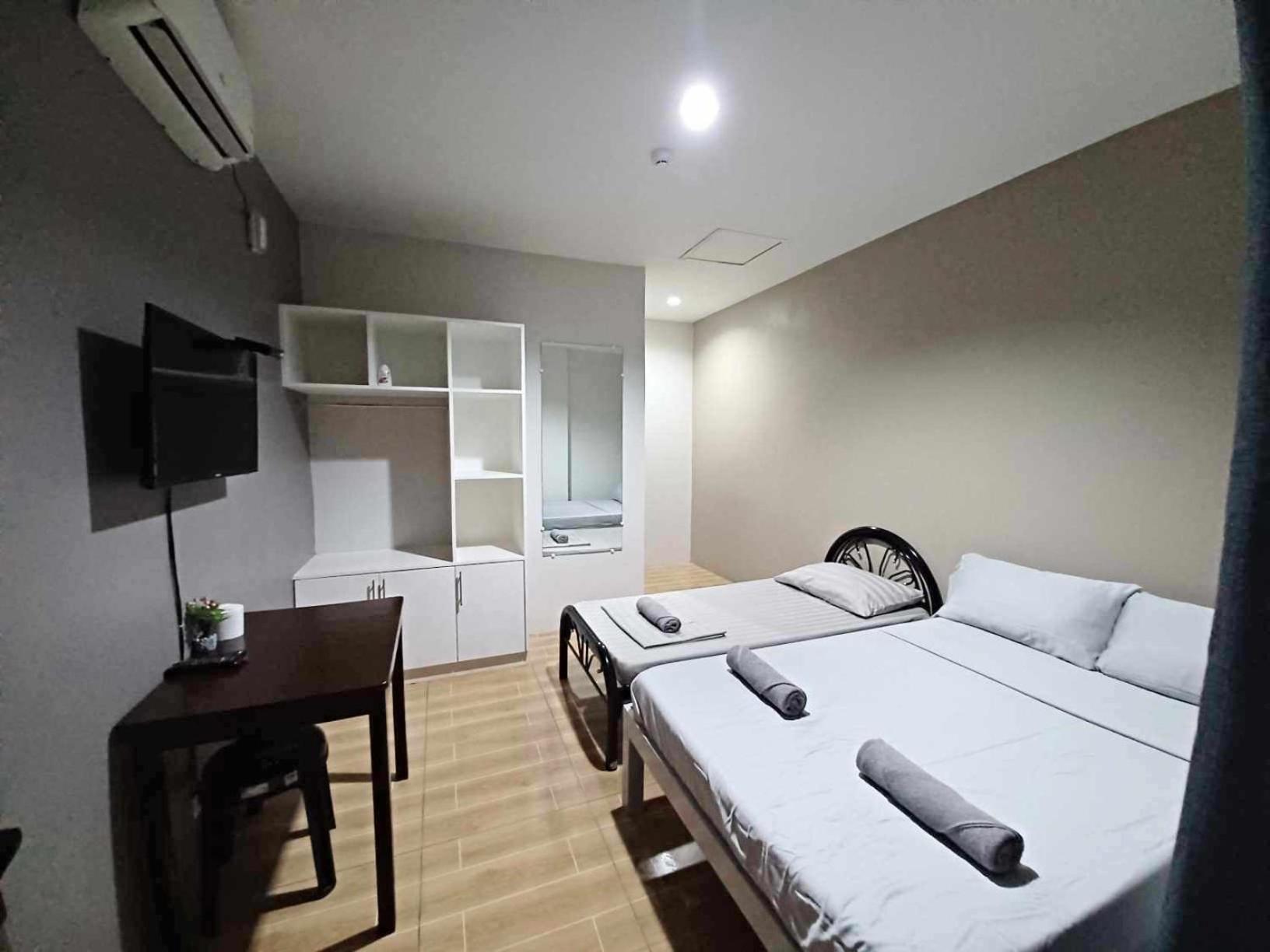 Double or Twin Room - Photo 6