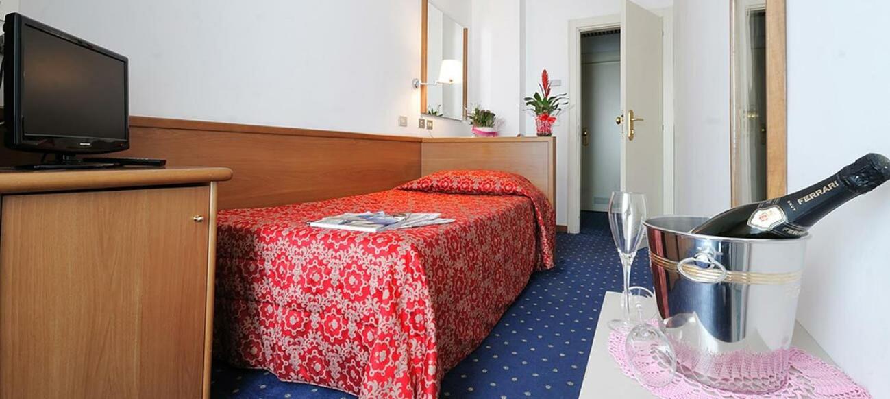 Single Room with Private Bathroom