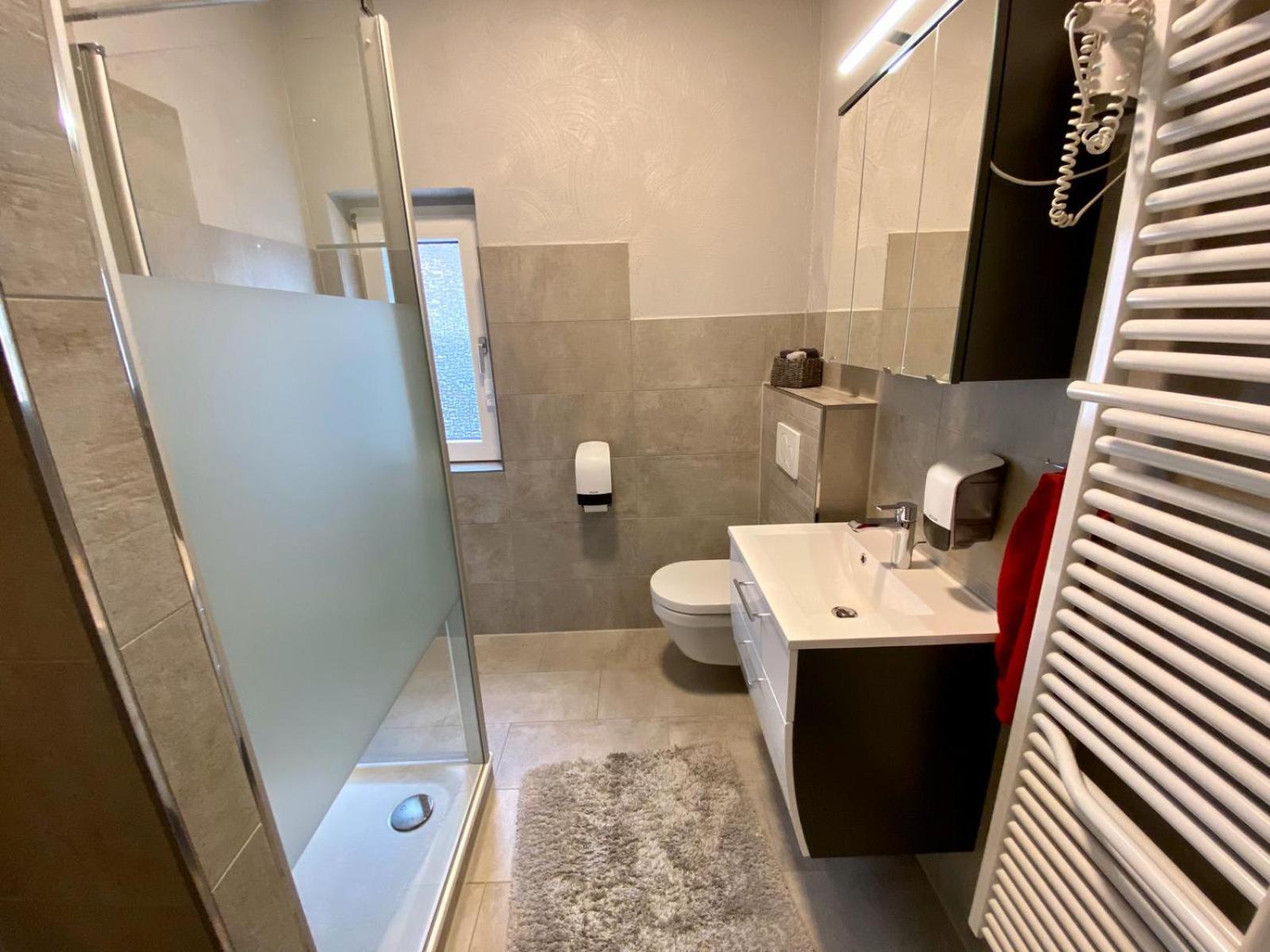 Family Room with Bathroom photo 2