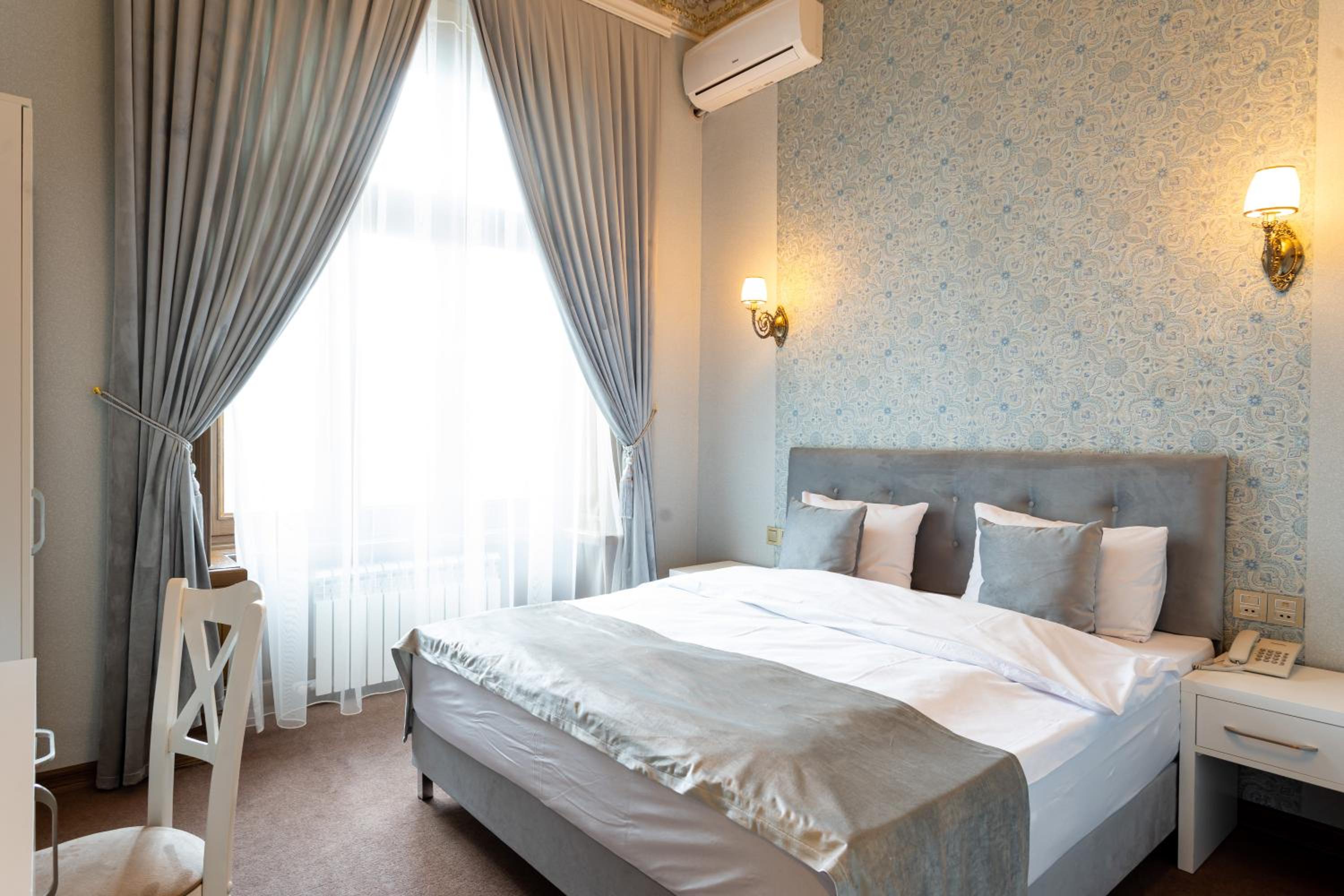 Deluxe Double Room photo 2