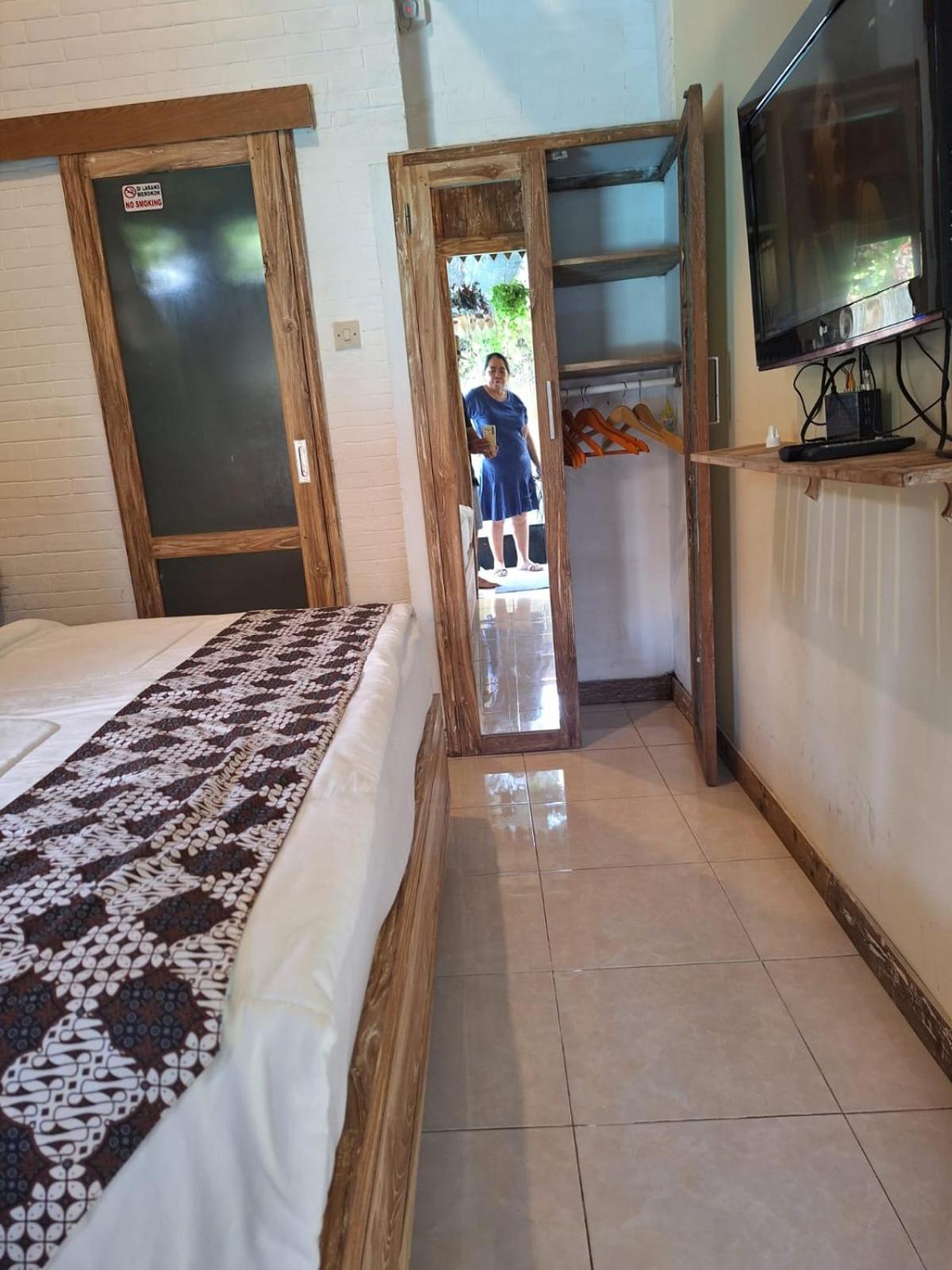 Double Room with Pool View photo 2