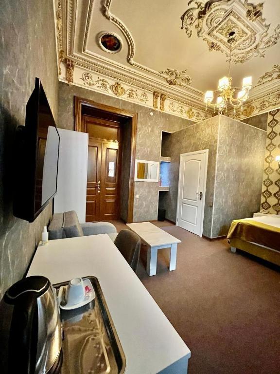 Classic Triple Room photo 3
