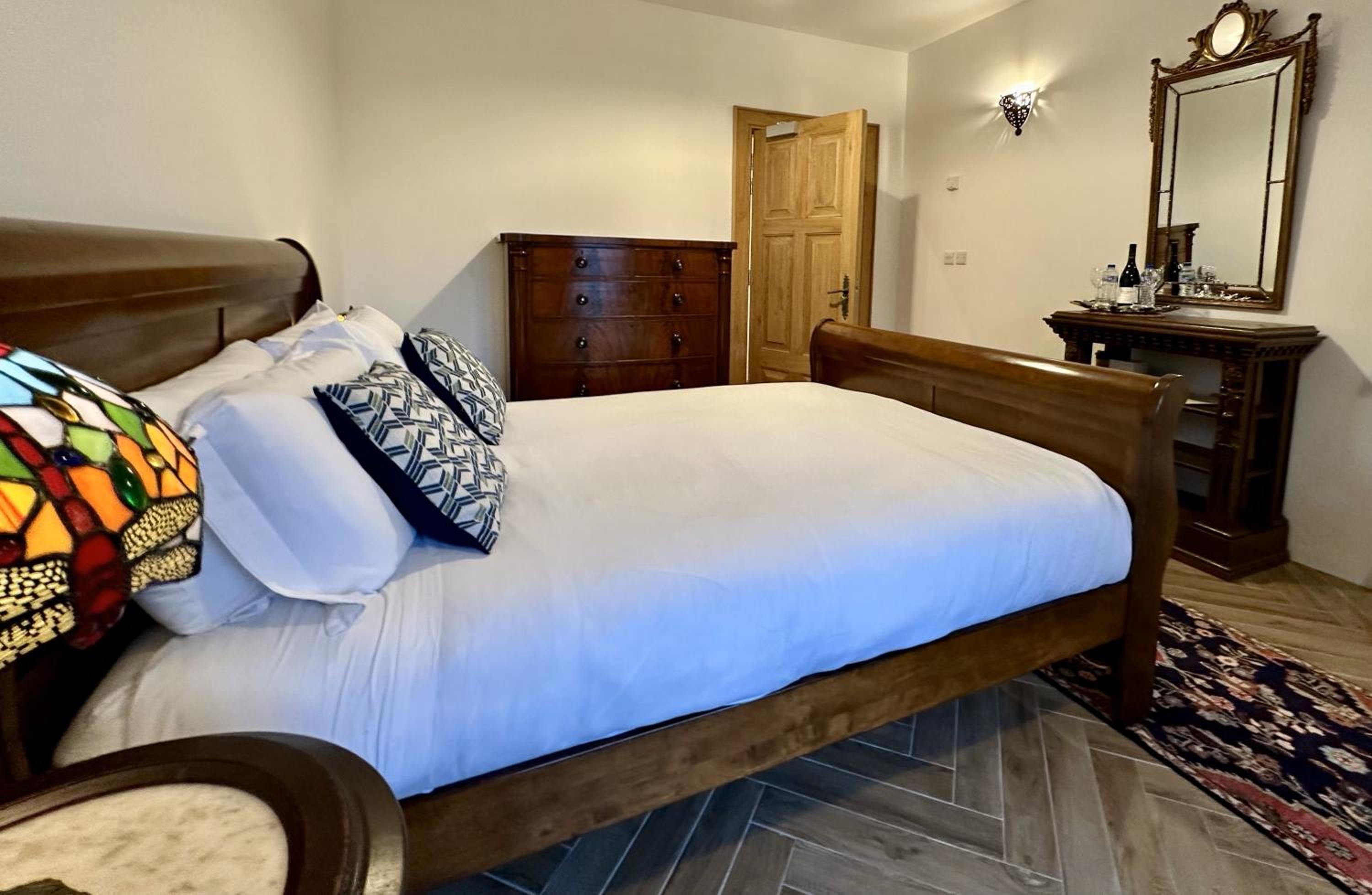 Deluxe Double Room with Shower photo 2