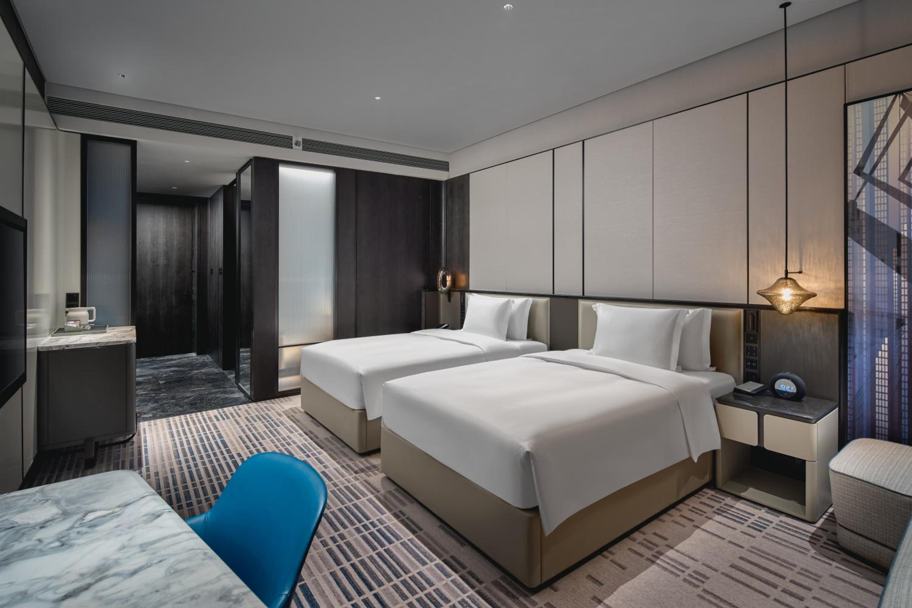 Standard Twin Room - Lounge Access photo 1