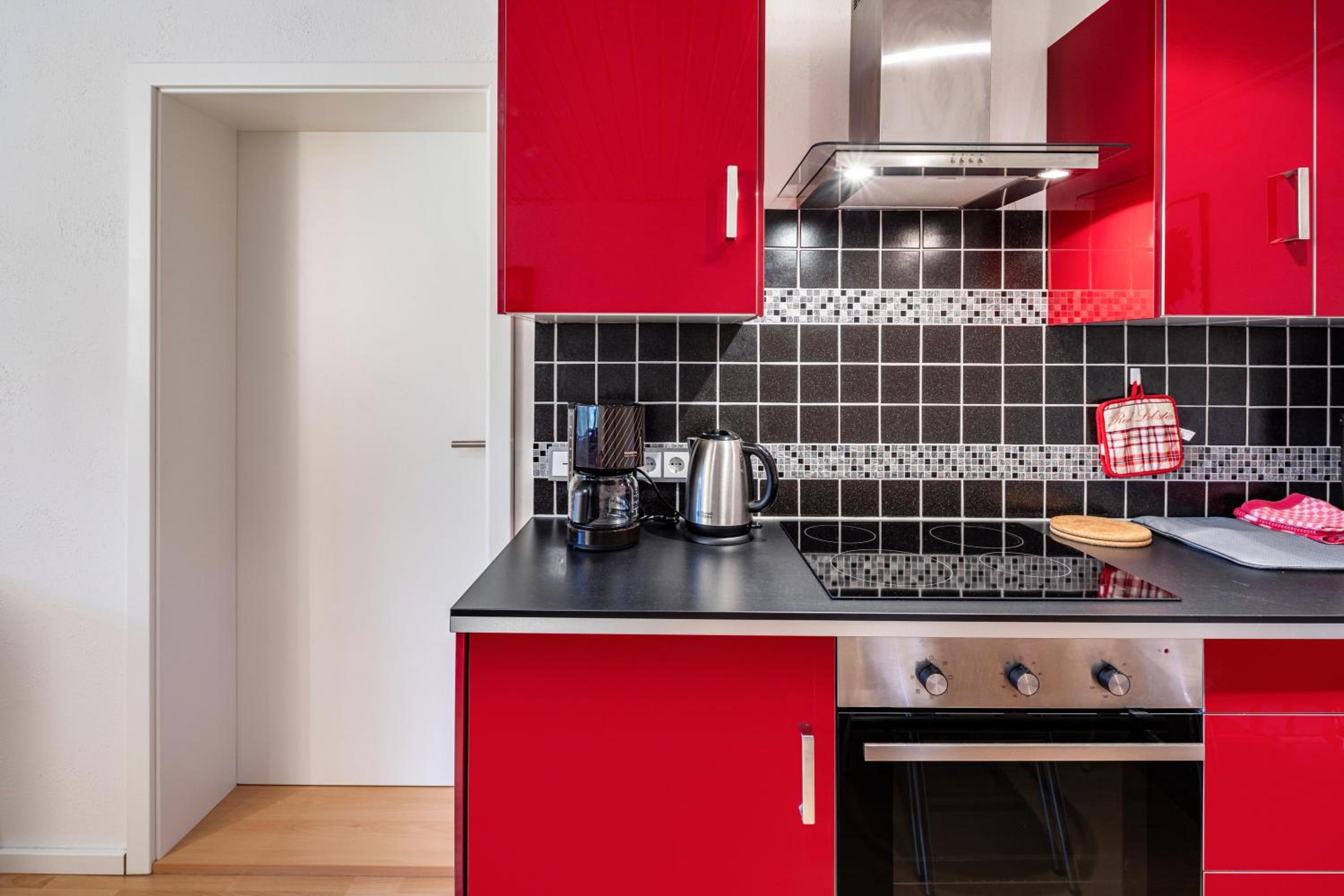 Two-Bedroom Deluxe Apartment with Garden View photo 2